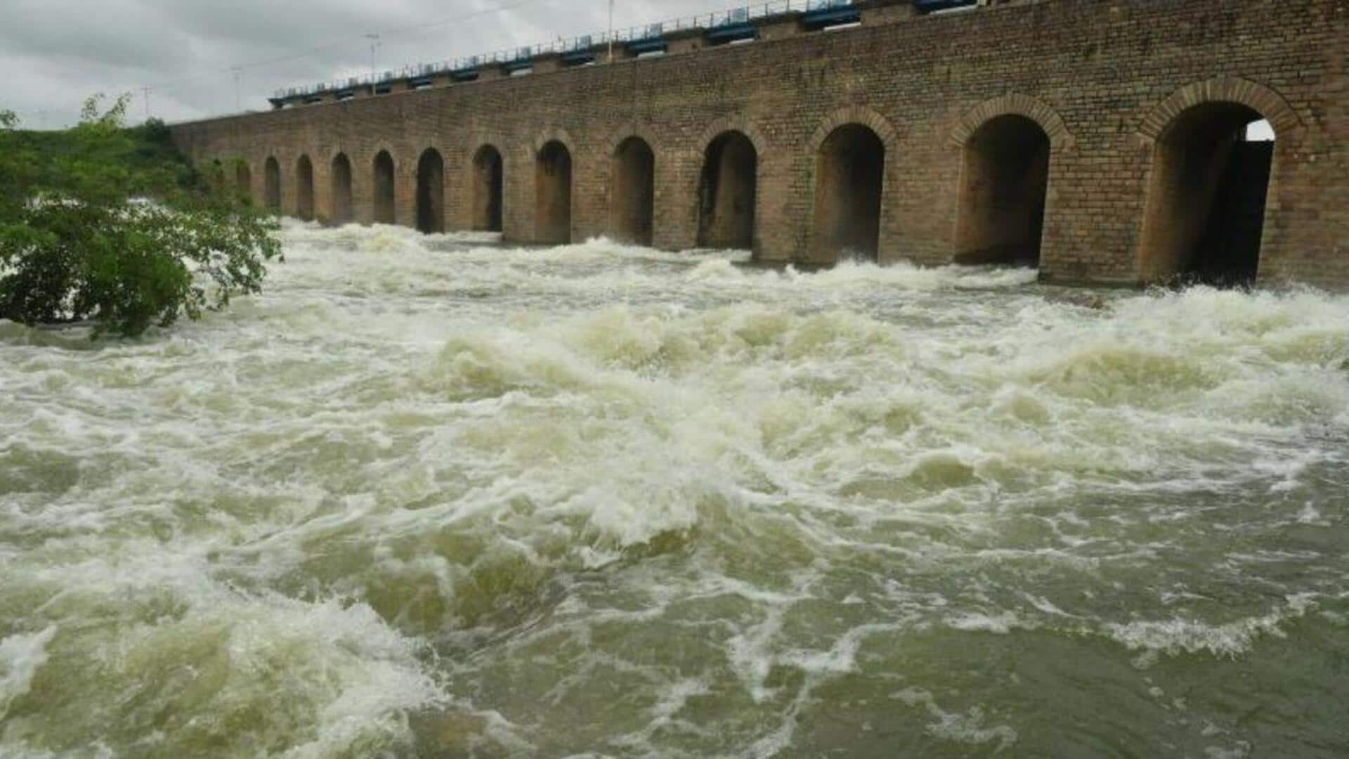 Himayatsagar: నిండు కుండలా హిమాయత్‌ సాగర్‌.. గేటు ఎత్తి మూసీలోకి నీటి విడుదల