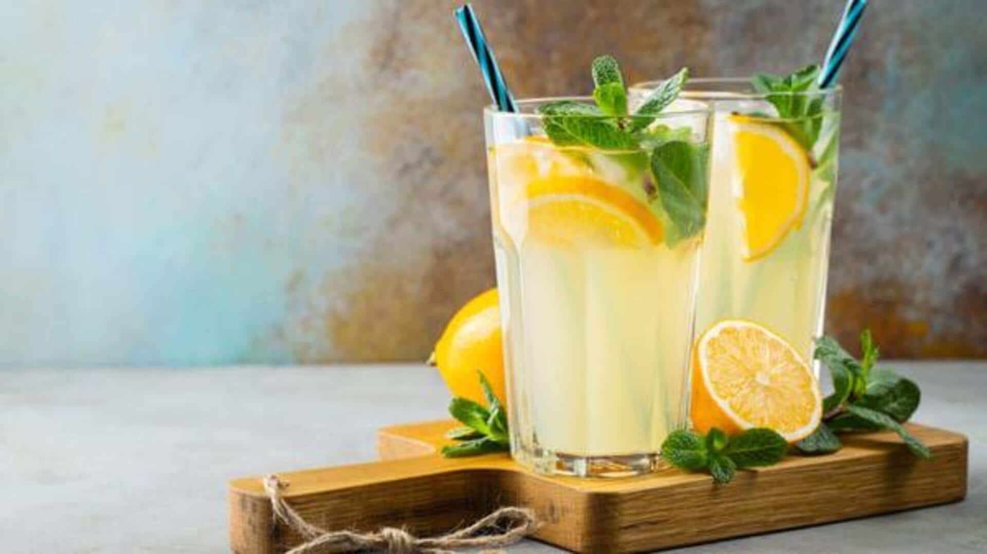 Healthy drinks: మండే ఎండల్లో శరీరాన్ని ఆహ్లాదంగా, ఆరోగ్యంగా ఉంచే చల్లటి పానీయాలివే! Healthy drinks: మండే ఎండల్లో శరీరాన్ని ఆహ్లాదంగా, ఆరోగ్యంగా ఉంచే చల్లటి పానీయాలివే!