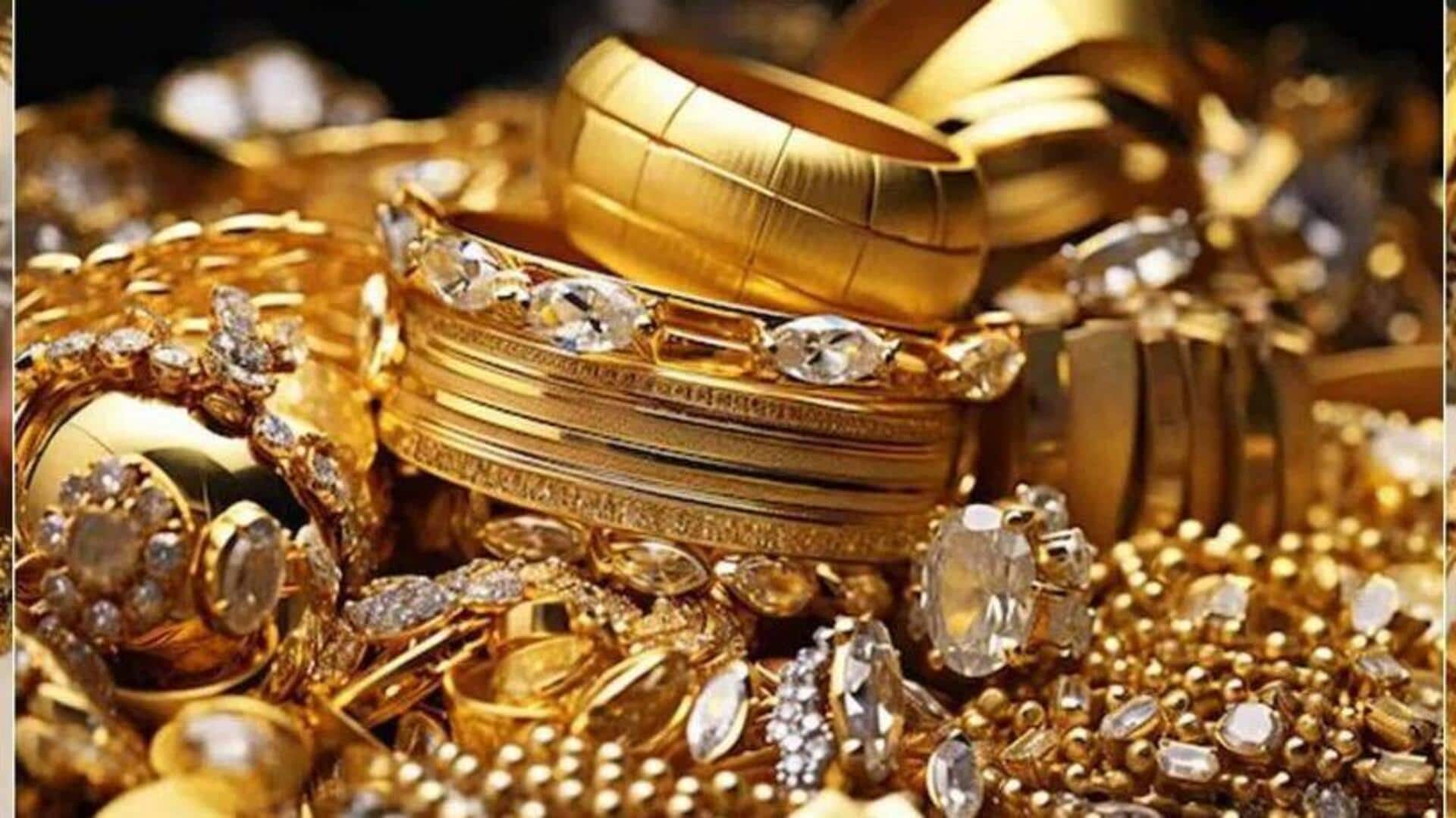 Gold Rates: మళ్లీ షాక్ ఇచ్చిన బంగారం.. ఈరోజు ఎంత పెరిగిందంటే..! 