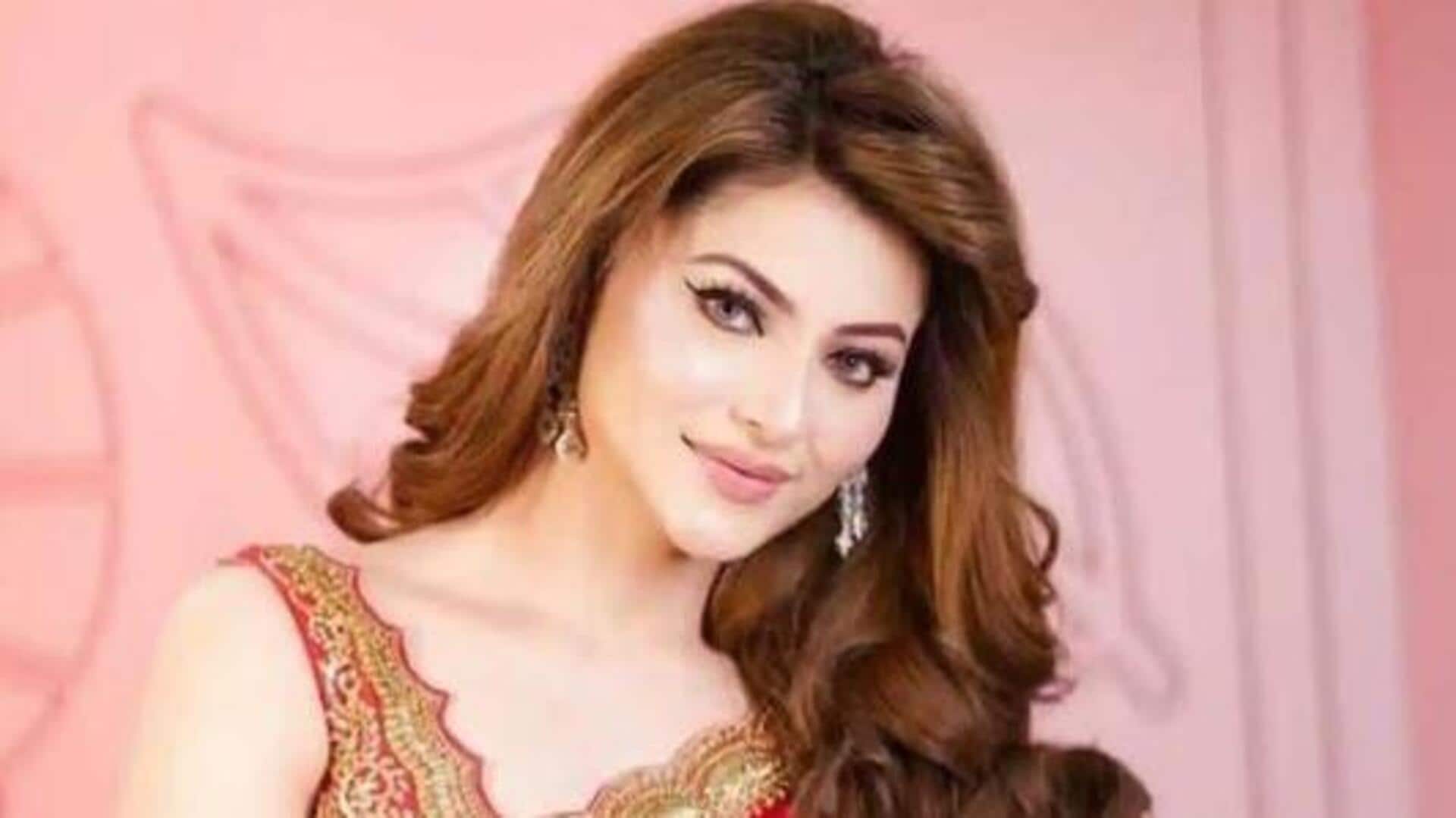 Urvashi Rautela: ఆన్‌లైన్ బెట్టింగ్ యాప్ కేసు.. ఈడీ విచారణకు ఊర్వశి రౌతేలా హాజరు