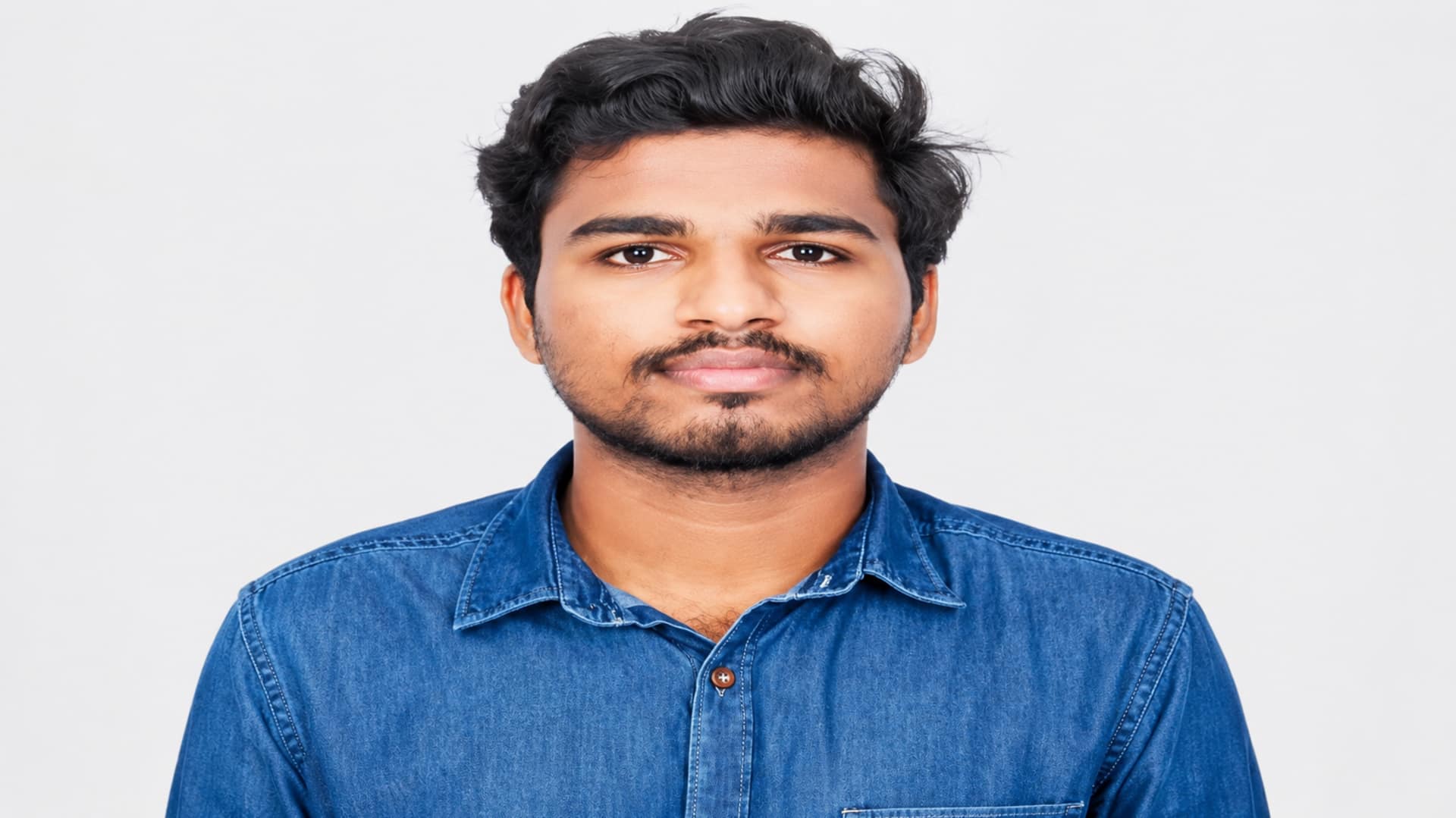 Pithapuram: పిఠాపురం యువకుడి ఘనత.. రూ.1.06 కోట్ల ప్యాకేజీతో కెనడా కంపెనీలో ఉద్యోగం