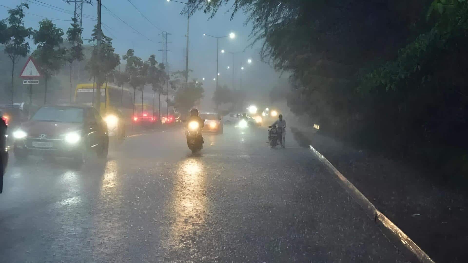 Telangana Rains: తెలంగాణలో వాతావరణ మార్పు.. 48 గంటల్లో భారీ వర్ష సూచన .. 23 జిల్లాలకు ఎల్లో అలర్ట్  