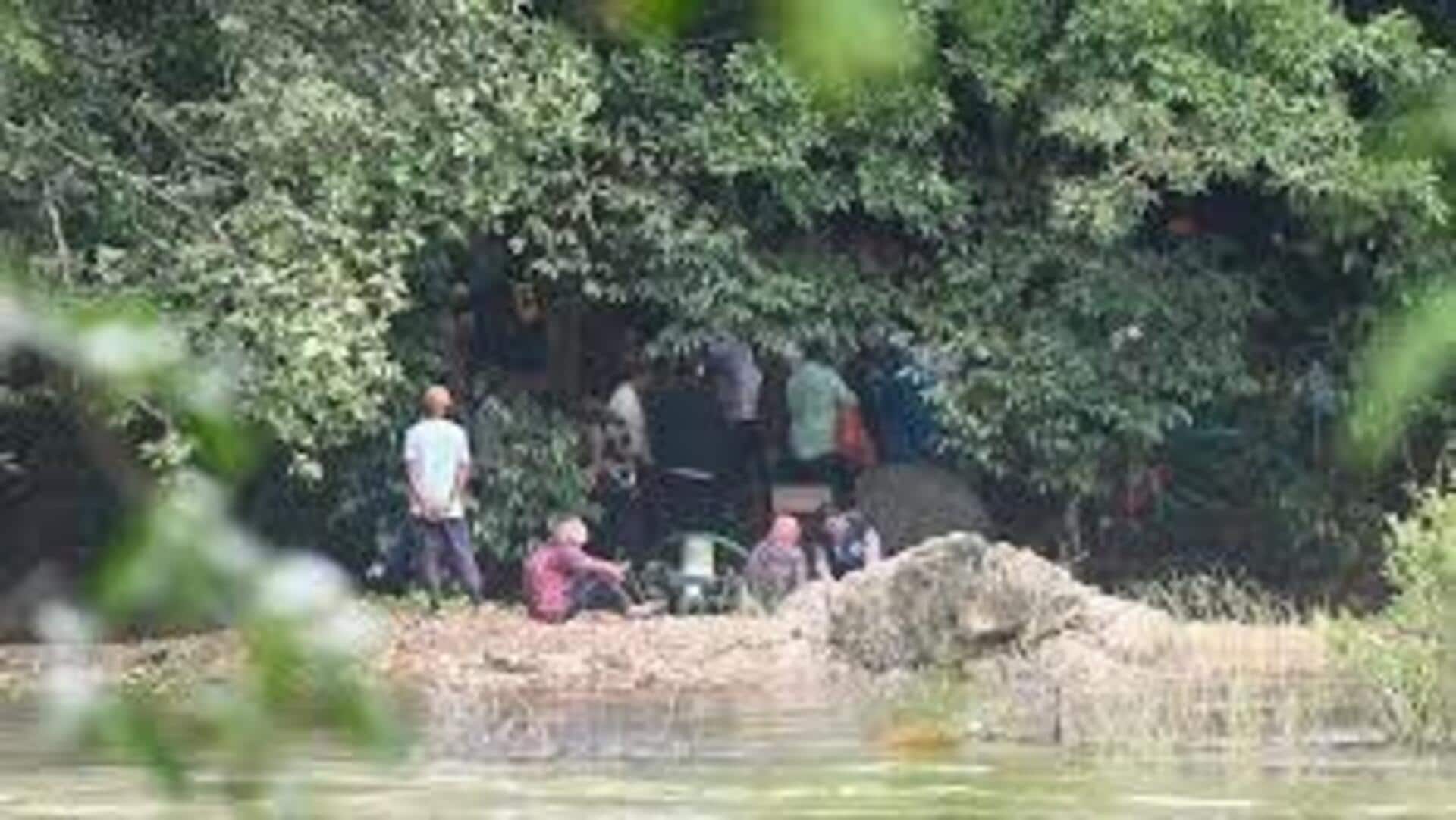 Dharmasthala Mass Burial Case: ధర్మస్థల దర్యాప్తులో కీలక ముందడుగు.. బయటపడిన అవశేషాలు Dharmasthala Mass Burial Case: ధర్మస్థల దర్యాప్తులో కీలక ముందడుగు.. బయటపడిన అవశేషాలు