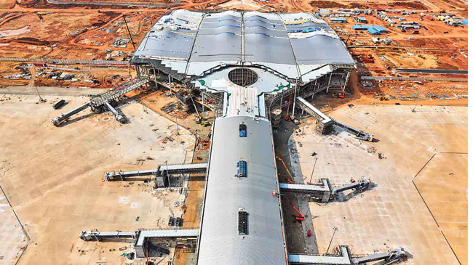 Bhogapuram Airport: శరవేగంగా భోగాపురం విమానాశ్రయం పనులు.. 2026 జూన్కు సిద్ధం Bhogapuram Airport: శరవేగంగా భోగాపురం విమానాశ్రయం పనులు.. 2026 జూన్కు సిద్ధం