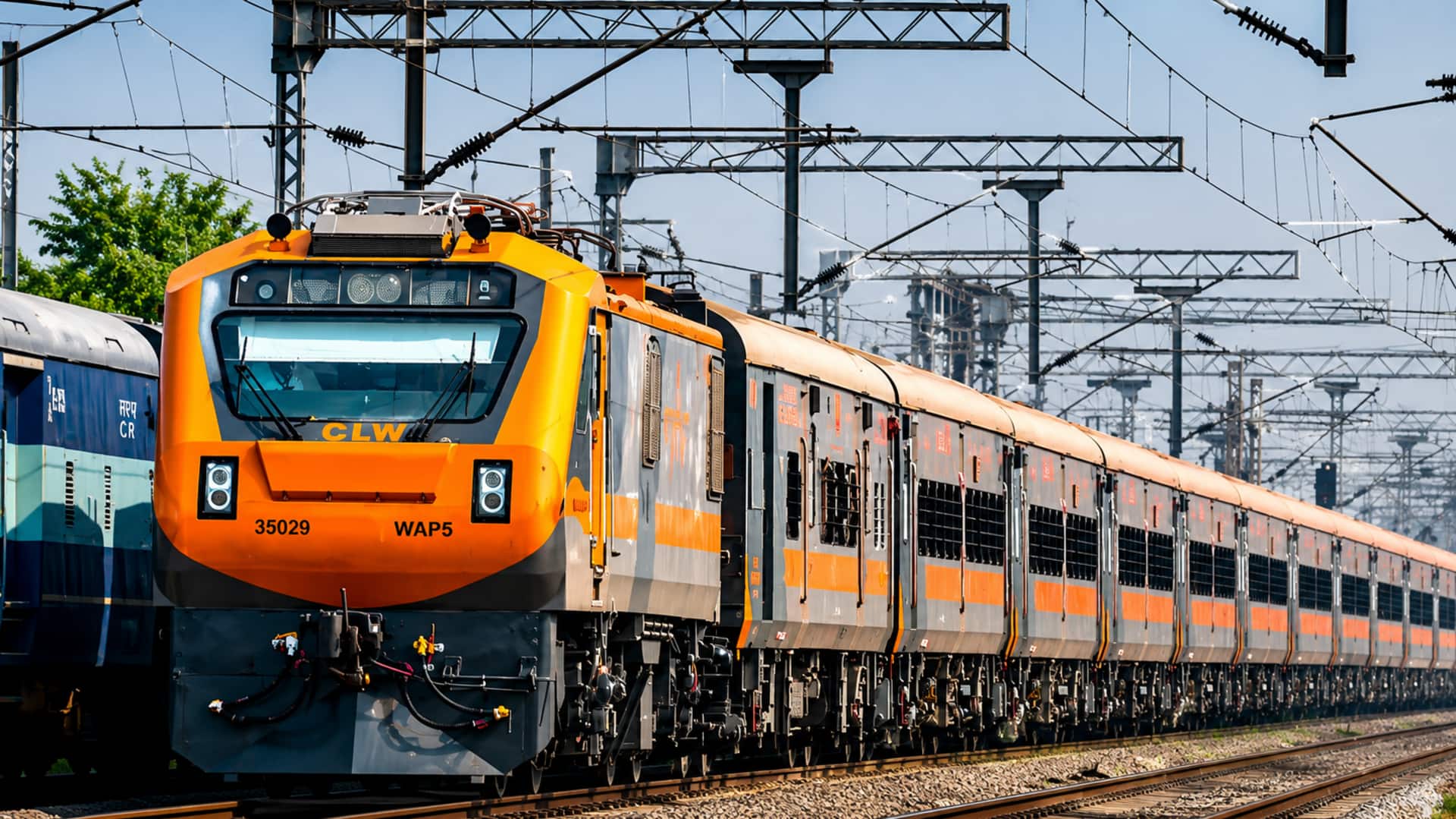 New Amrit Bharat Express : తెలుగు రాష్ట్రాల మీదుగా కొత్త అమృత్ భారత్ రైలు.. ఎక్కడెక్కడ ఆగుతుందంటే?