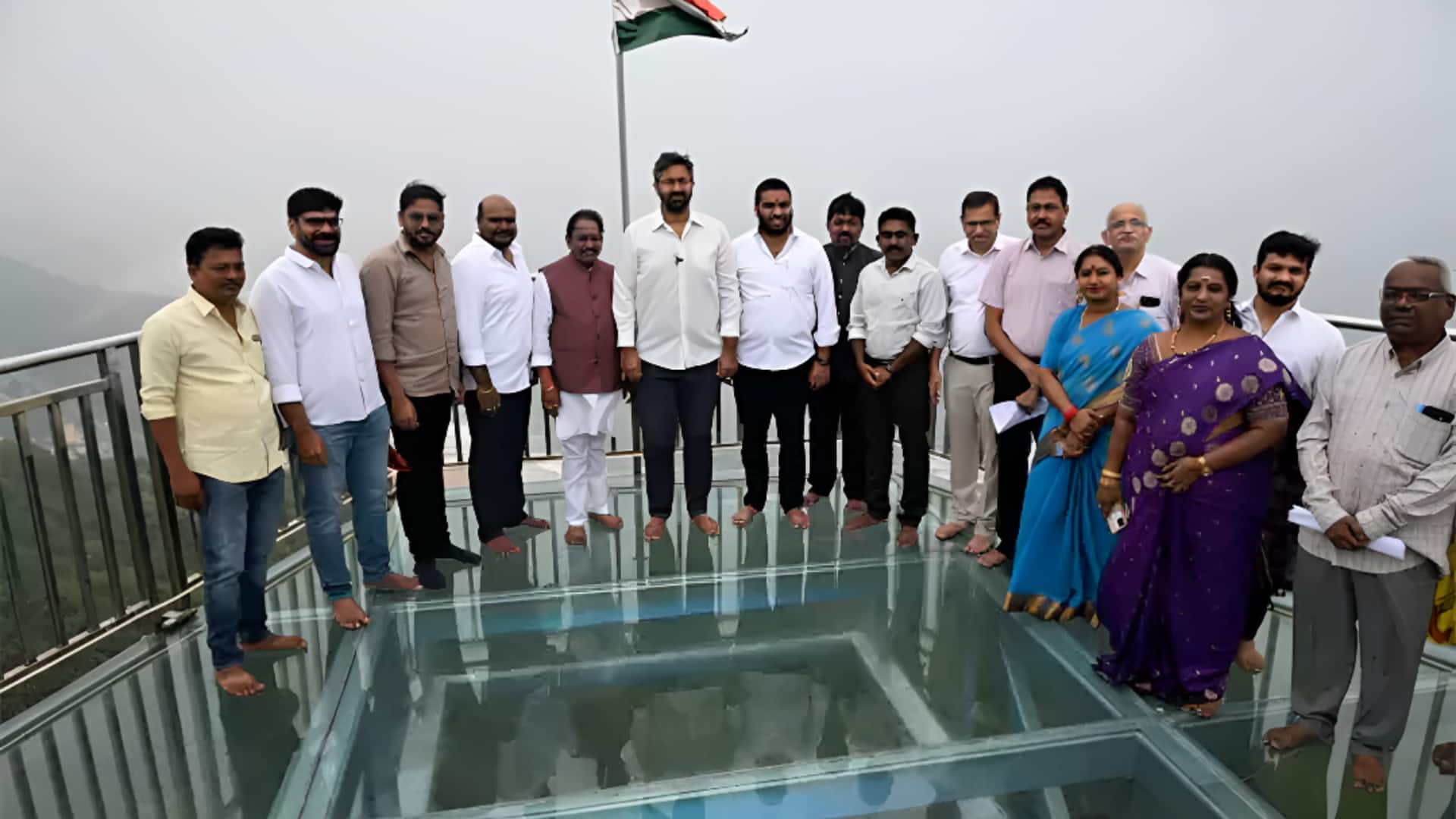 Visakhapatnam: పర్యాటకులకు శుభవార్త.. విశాఖ కైలాసగిరిపై గ్లాస్‌ బ్రిడ్జి ప్రారంభం