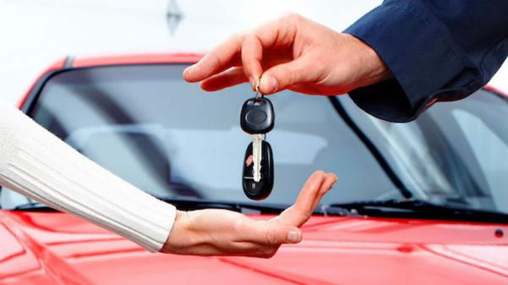 Buying a car: కొత్త కారు కొంటున్నారా..? కొనడానికి ముందు గుర్తుంచుకోవలసిన విషయాలు ఇవే..