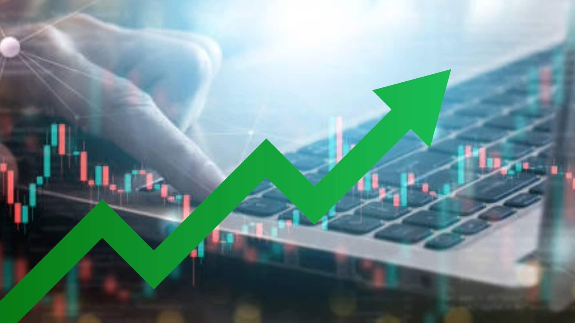 Stock Market: లాభాలతో మొదలైన దేశీయ స్టాక్ మార్కెట్లు.. 105 పాయింట్ల లాభంతో 25,400 దాటిన నిఫ్టీ Stock Market: లాభాలతో మొదలైన దేశీయ స్టాక్ మార్కెట్లు.. 105 పాయింట్ల లాభంతో 25,400 దాటిన నిఫ్టీ