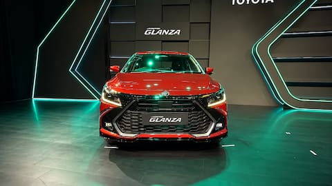 2026 Toyota Glanza Facelift: రూ.6.99 లక్షలతో కొత్త గ్లాంజా లాంచ్.. డిజైన్, ఇంజిన్‌లో ఏం మారాయంటే?