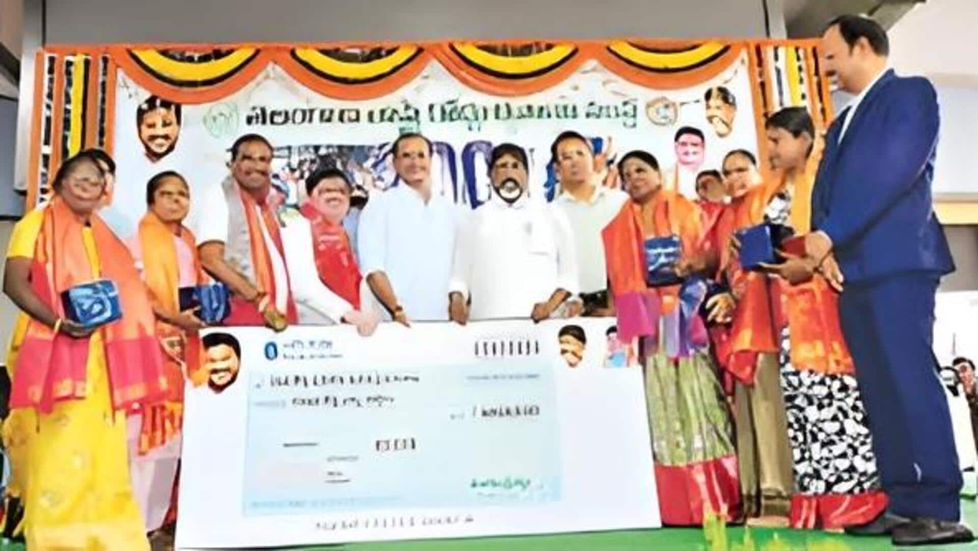 Bhatti vikramarka: ఎంజీబీఎస్లో ఘనంగా మహిళల 200 కోట్ల ప్రయాణ వేడుకలు Bhatti vikramarka: ఎంజీబీఎస్లో ఘనంగా మహిళల 200 కోట్ల ప్రయాణ వేడుకలు
