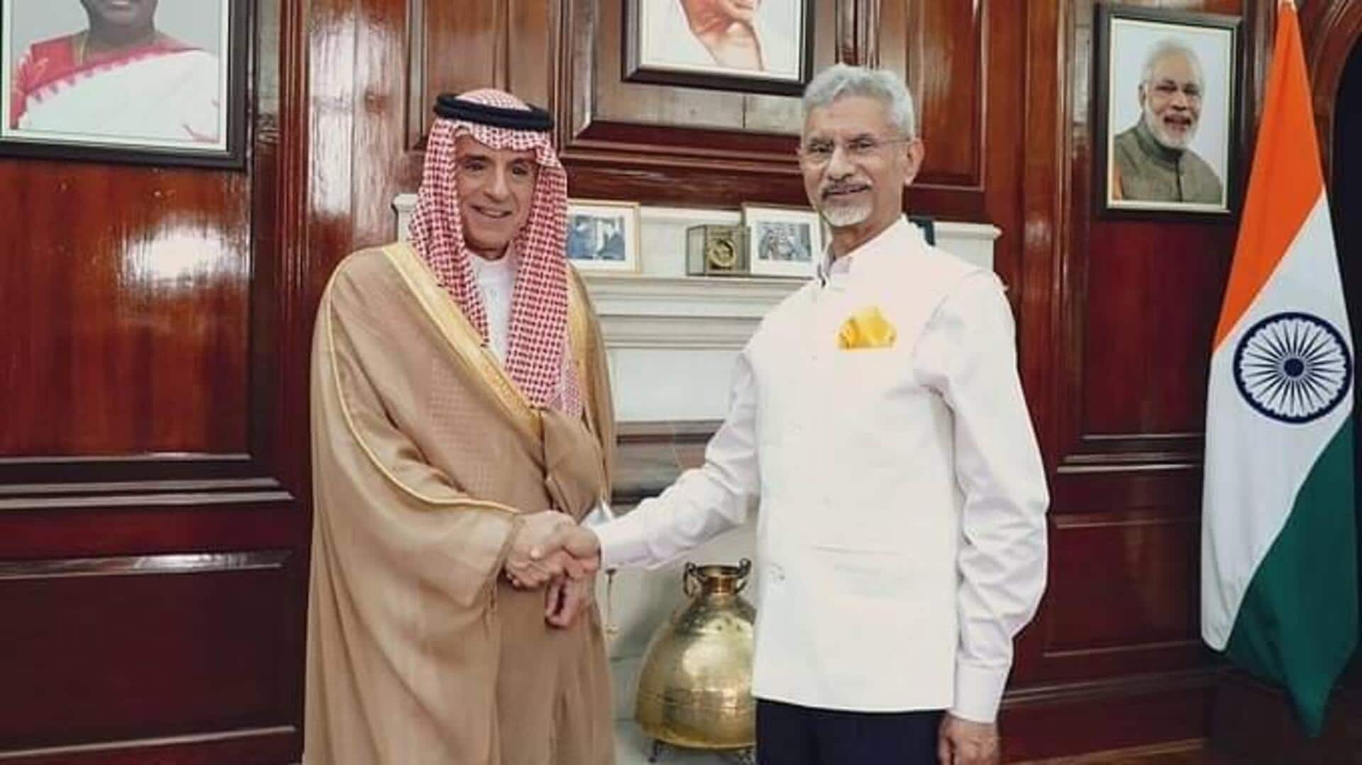 Saudi Arabia:భారత్-పాక్ మధ్య ఉద్రిక్తతల వేళ.. హఠాత్తుగా న్యూదిల్లీకి సౌదీ విదేశాంగ మంత్రి Saudi Arabia:భారత్-పాక్ మధ్య ఉద్రిక్తతల వేళ.. హఠాత్తుగా న్యూదిల్లీకి సౌదీ విదేశాంగ మంత్రి