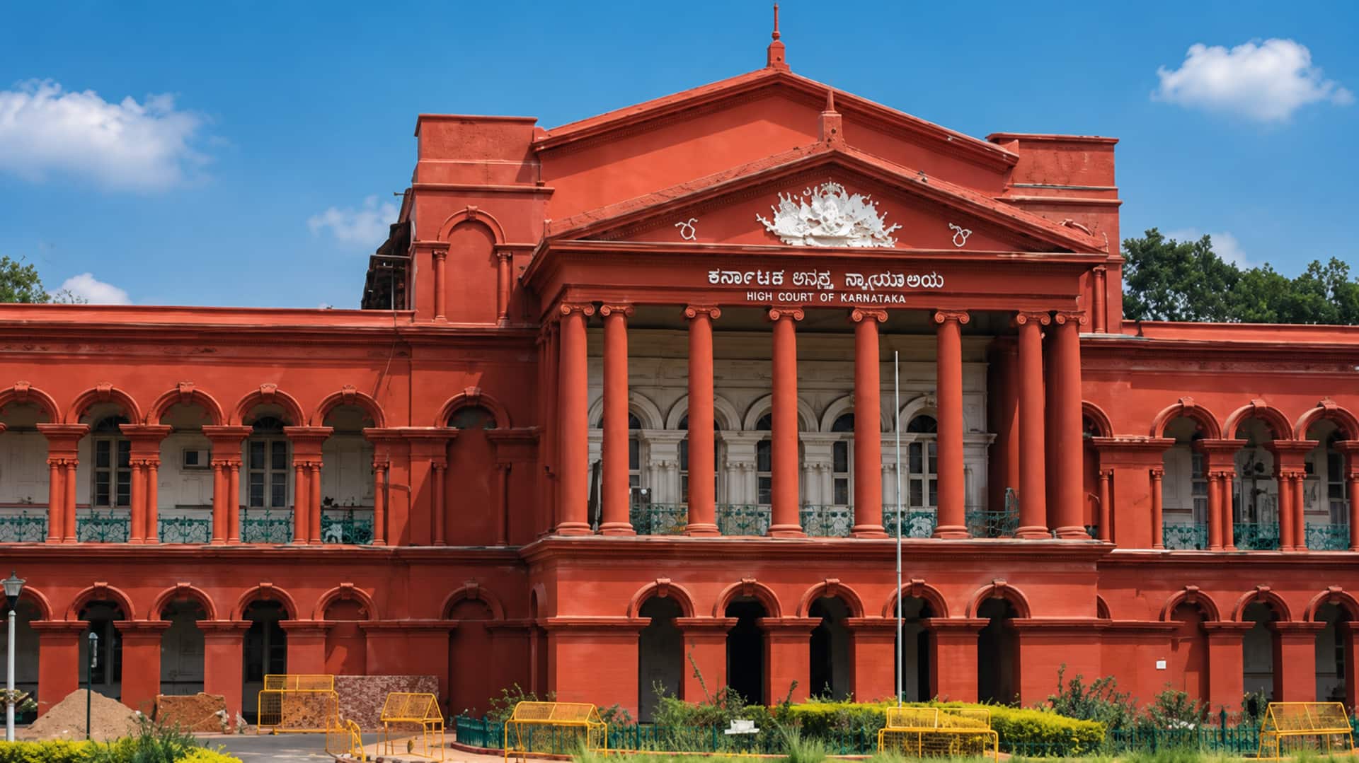 Karnataka: కర్ణాటకలో ఎస్సీ, ఎస్టీ రిజర్వేషన్ల పెంపు రద్దు.. హైకోర్టు కీలక తీర్పు