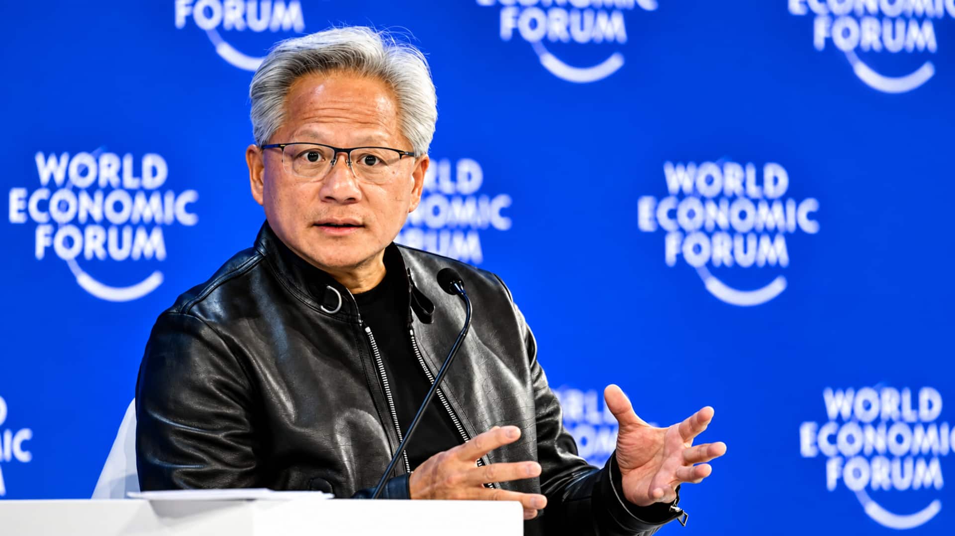 Jensen Huang : ఏఐ వేగం తగ్గనివ్వం.. ట్రంప్‌తో ఎన్విడియా సీఈఓ జెన్సన్ హువాంగ్