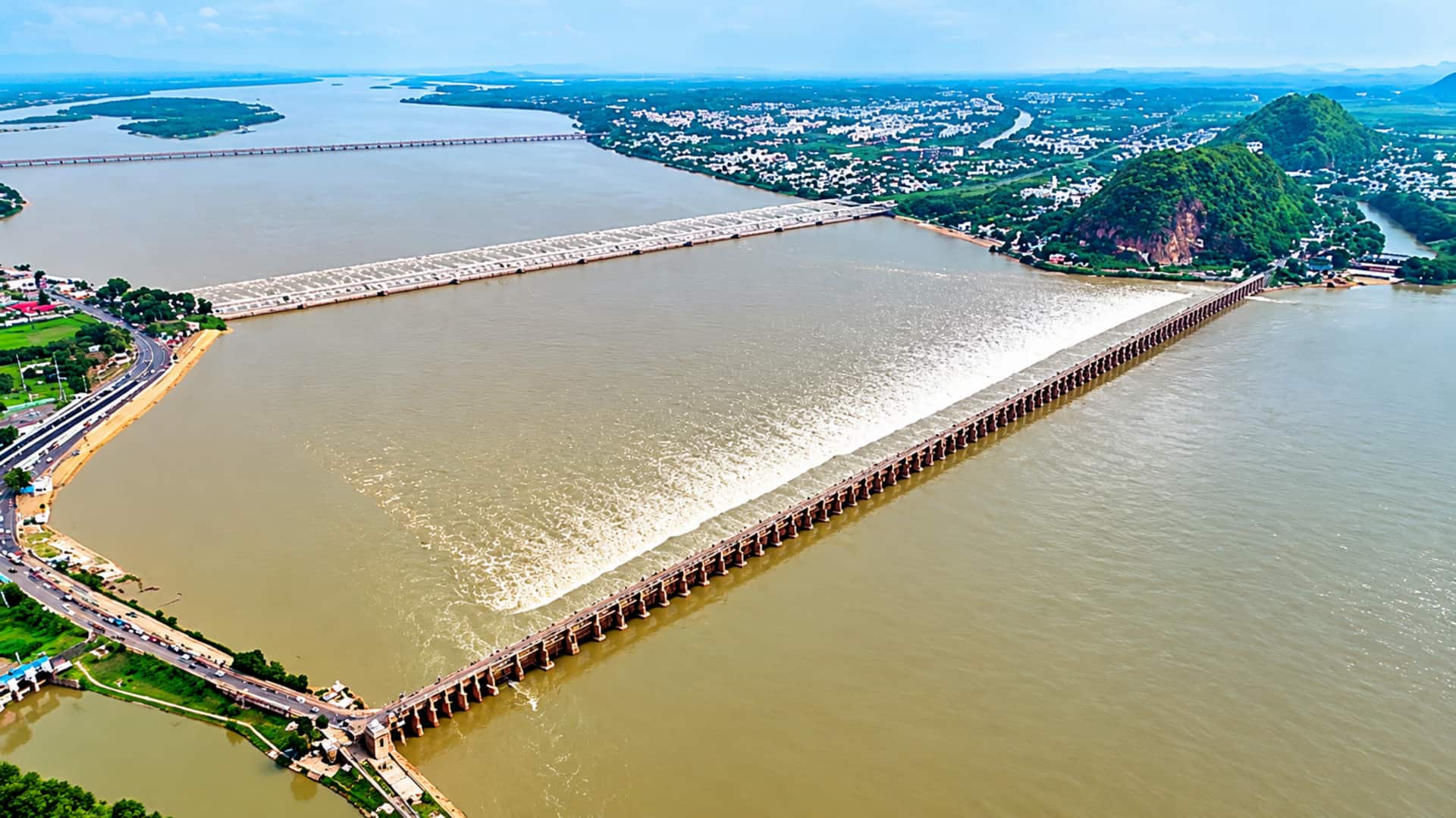 Vamsadhara and Nagavali Rivers: వంశధార,నాగావళిలో పెరుగుతున్న వరద.. తొలి ప్రమాద హెచ్చరిక జారీ