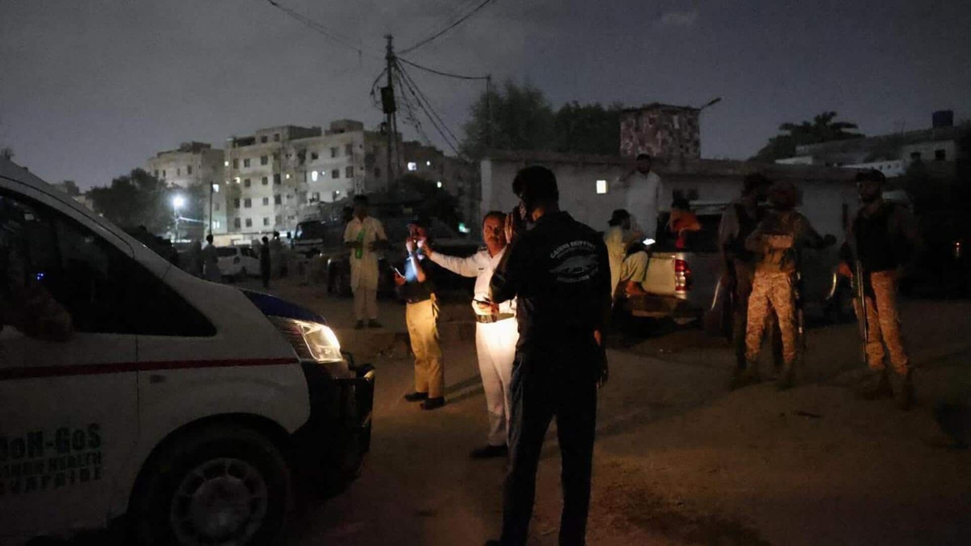 Karachi: కరాచీలో ఉగ్రదాడి.. పేలుడు, కాల్పులతో ఉద్రిక్త పరిస్థితి.. ఆరుగురు ఉగ్రవాదులు మృతి
