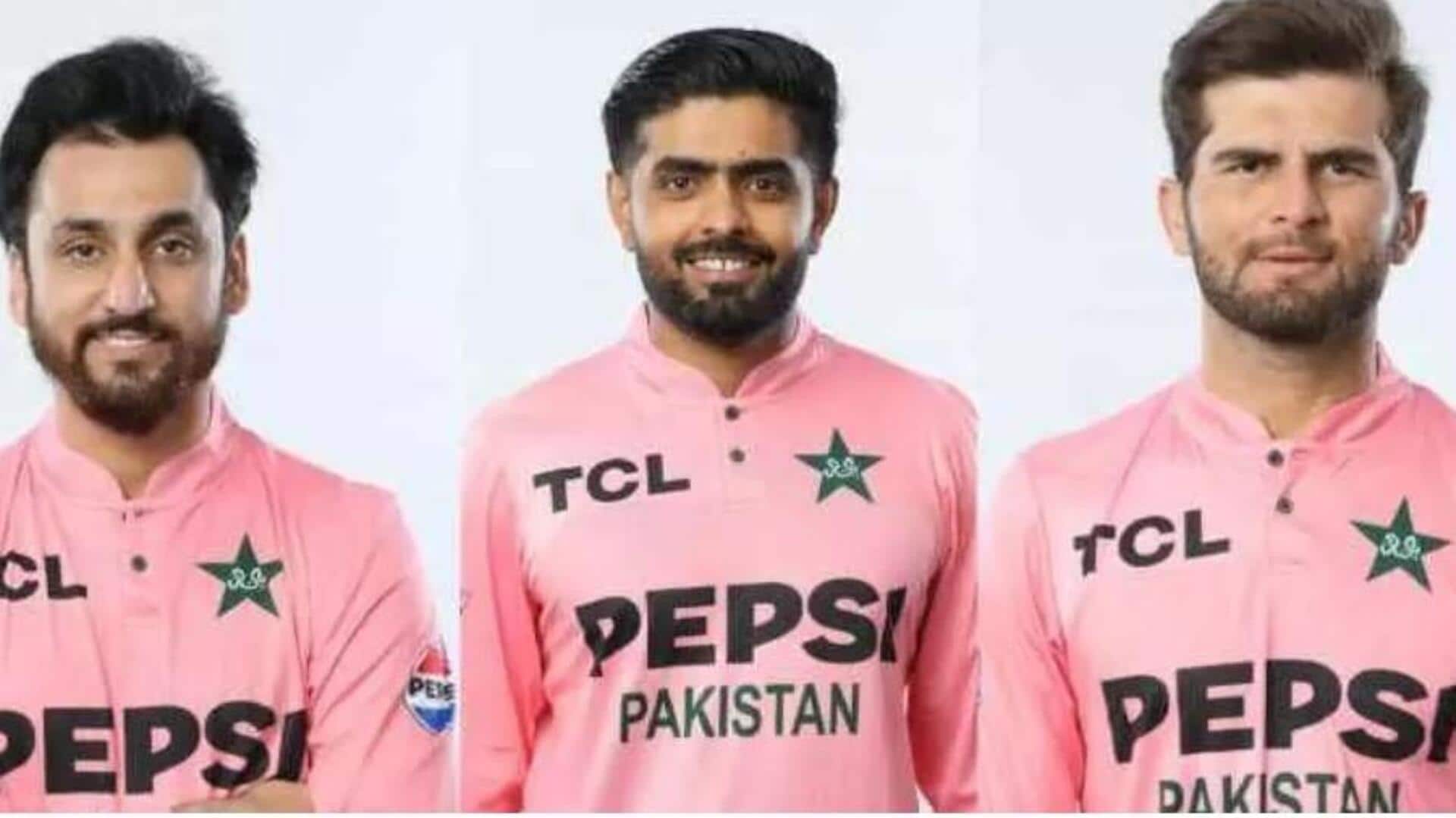 SA vs PAK: సౌతాఫ్రికాపై తొలి టీ20కి పాకిస్థాన్ సర్ప్రైజ్.. కొత్త జెర్సీతో బరిలోకి! SA vs PAK: సౌతాఫ్రికాపై తొలి టీ20కి పాకిస్థాన్ సర్ప్రైజ్.. కొత్త జెర్సీతో బరిలోకి!