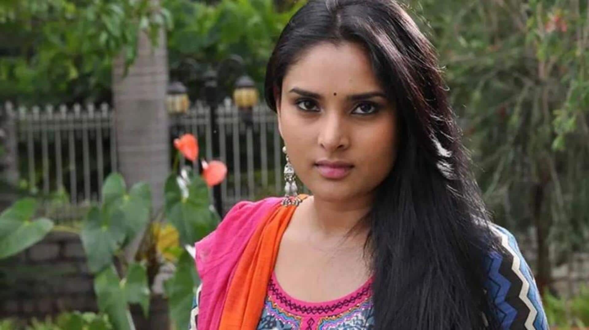 Ramya: 'హాస్టల్ హుడుగరు బేకాగిద్దారె'.. వీడియో తొలగించాలని కోర్టుకెళ్లిన రమ్య