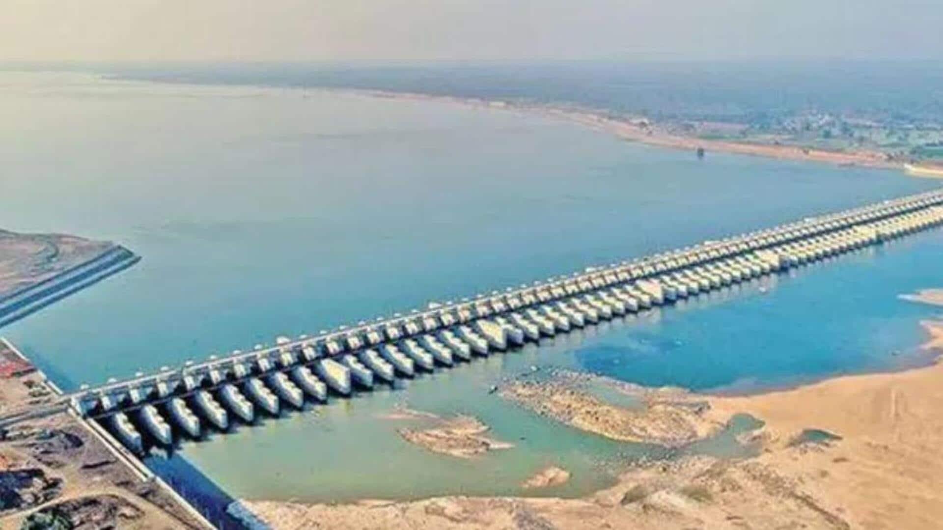 Kaleshwaram: కాళేశ్వరం ప్రాజెక్టుపై కీలక మైలురాయి… కమిషన్ నివేదిక సమీకరణ పూర్తి Kaleshwaram: కాళేశ్వరం ప్రాజెక్టుపై కీలక మైలురాయి… కమిషన్ నివేదిక సమీకరణ పూర్తి