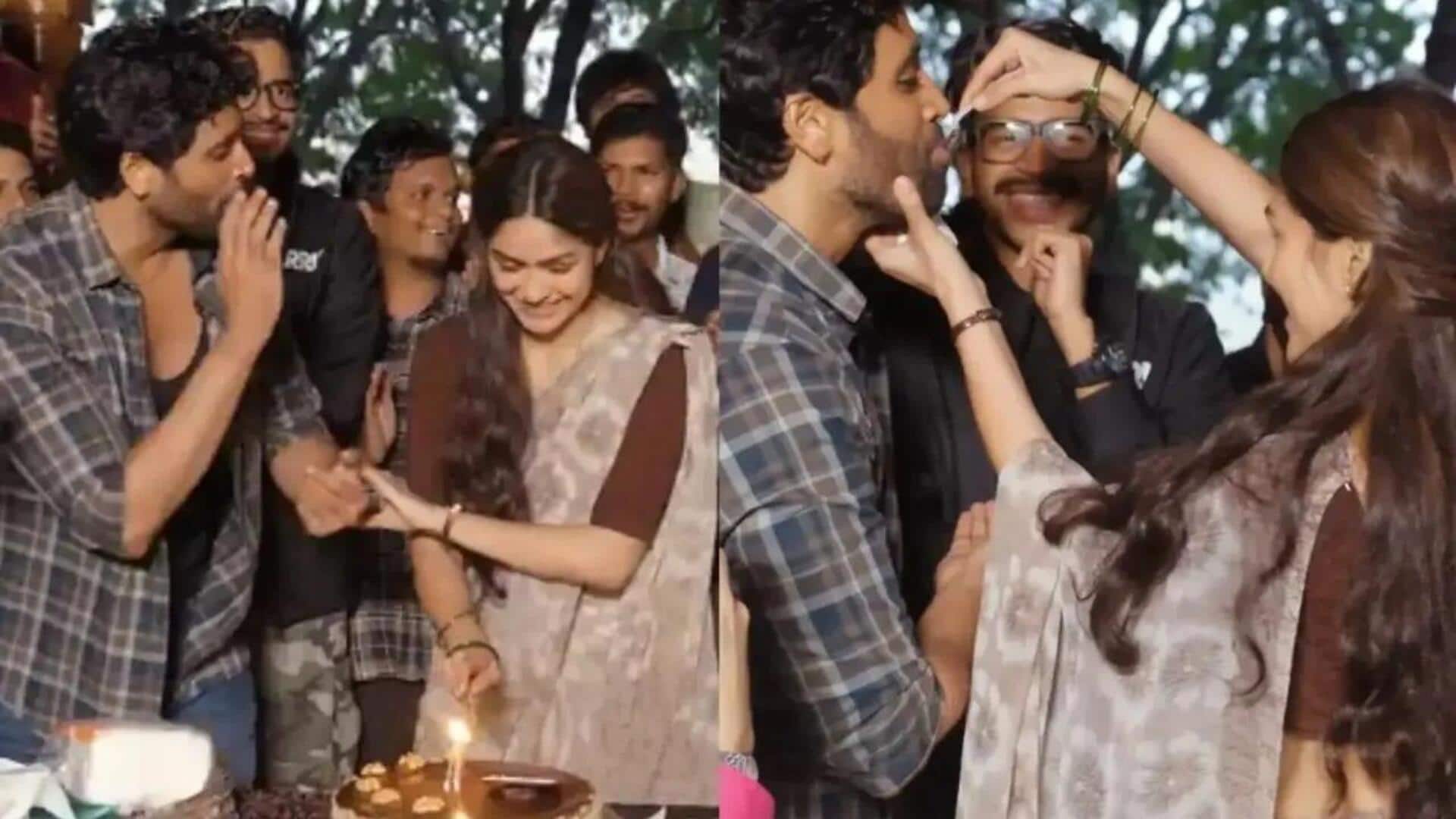 Mrunal Thakur : డెకాయిట్ సెట్స్లో మృణాల్ ప్రీ-బర్త్డే సంబరాలు Mrunal Thakur : డెకాయిట్ సెట్స్లో మృణాల్ ప్రీ-బర్త్డే సంబరాలు