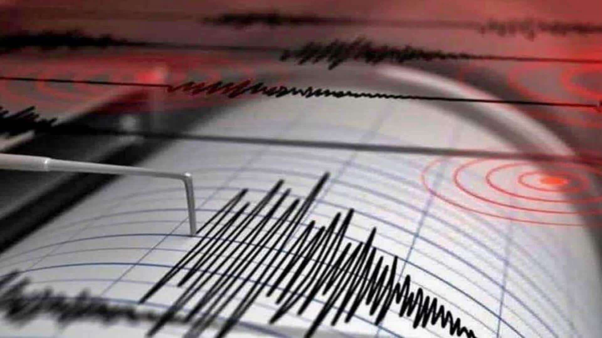 Earthquake: విశాఖలో తెల్లవారుజామున స్వల్ప భూకంపం.. భయంతో బయటకు పరుగులు తీసిన ప్రజలు