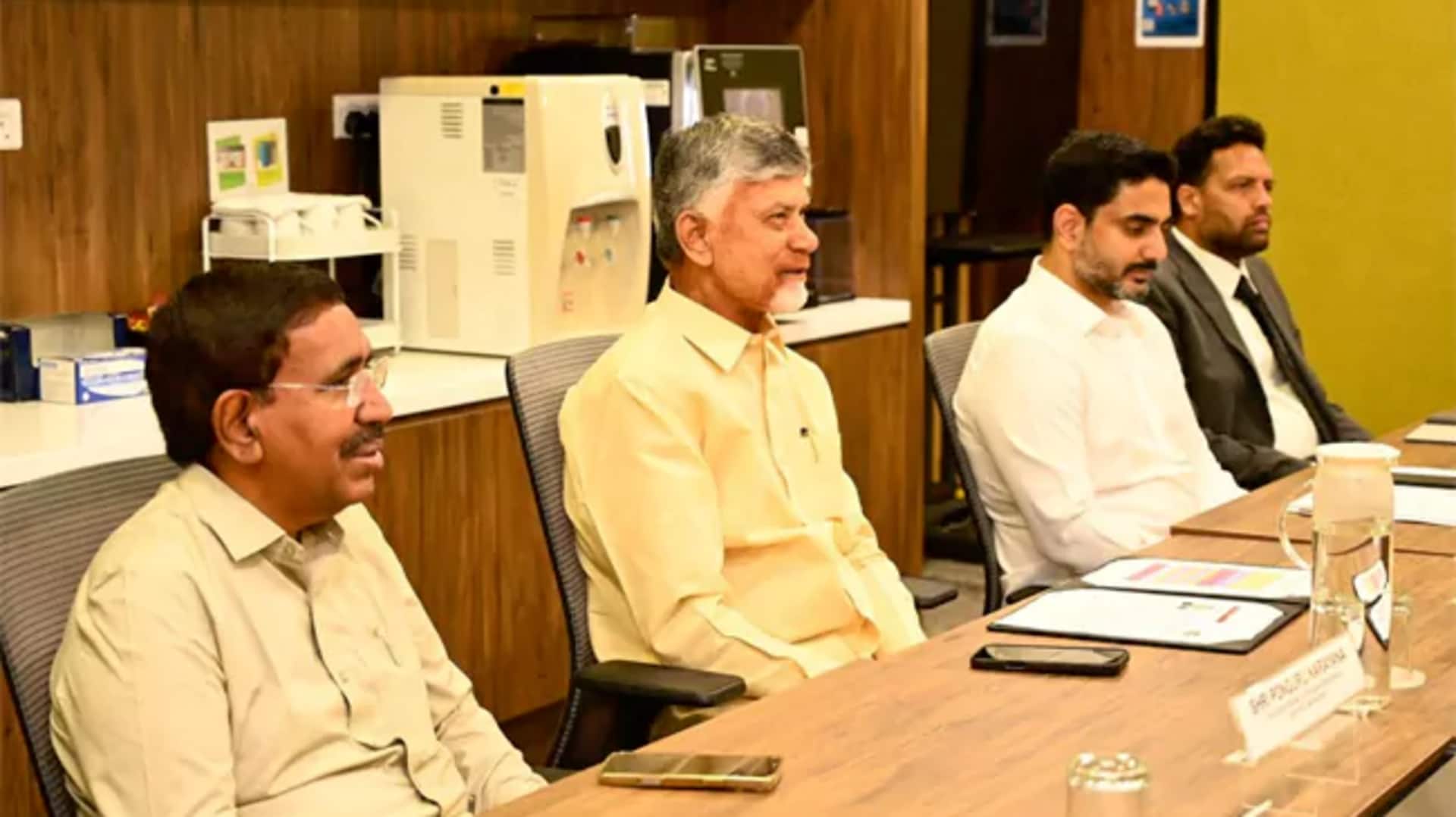 Chandrababu: ఏపీ,అమరావతిలో గృహ నిర్మాణ ప్రాజెక్టులకు భాగస్వామ్యం కావాలని సింగపూర్ అధికారులను కోరిన చంద్రబాబు Chandrababu: ఏపీ,అమరావతిలో గృహ నిర్మాణ ప్రాజెక్టులకు భాగస్వామ్యం కావాలని సింగపూర్ అధికారులను కోరిన చంద్రబాబు