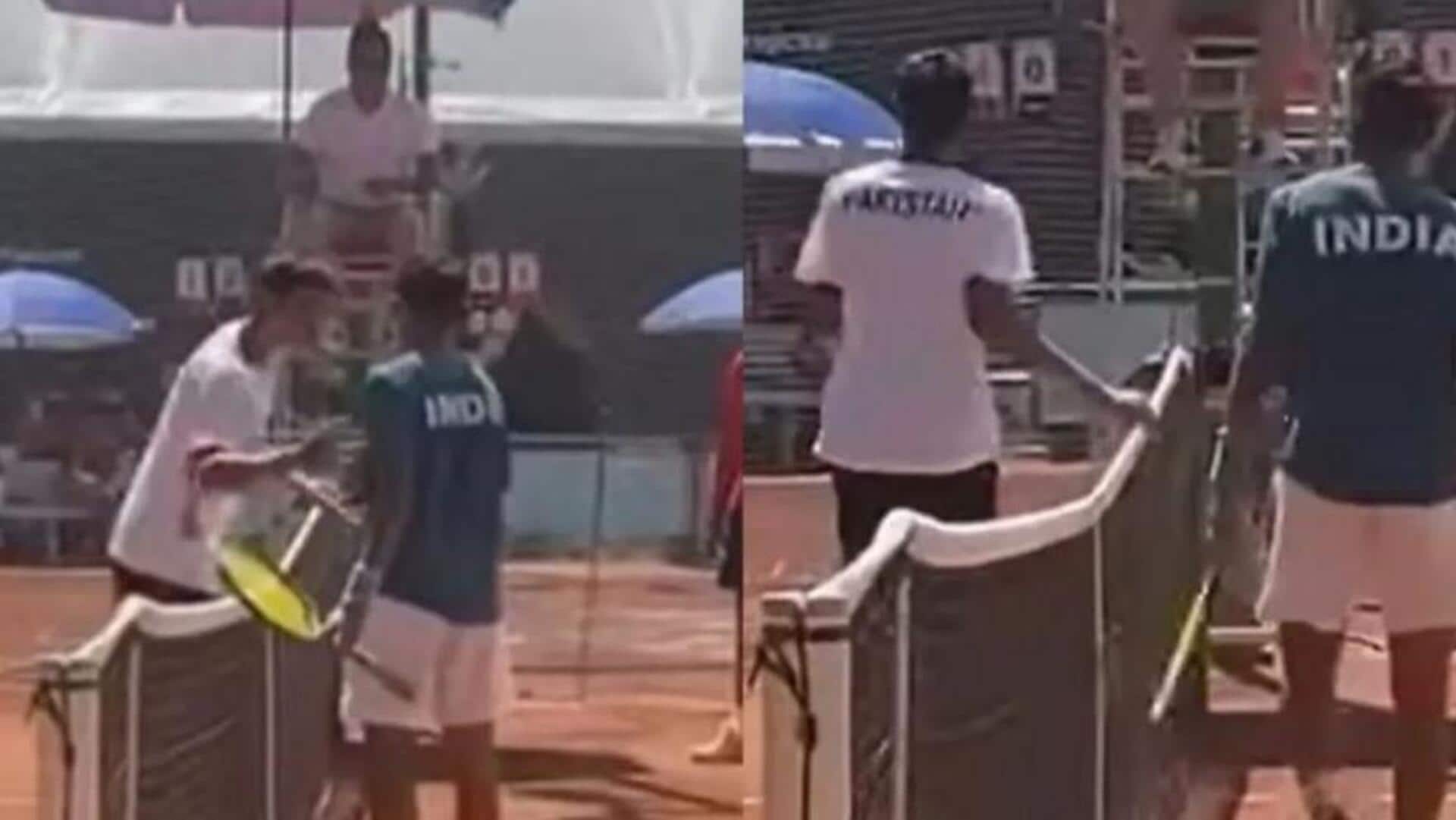 U16 Davis Cup: క్రీడా స్ఫూర్తి ఎక్కడ..? ఓటమి సహించలేక అసభ్యంగా ప్రవర్తించిన పాక్ ప్లేయర్! U16 Davis Cup: క్రీడా స్ఫూర్తి ఎక్కడ..? ఓటమి సహించలేక అసభ్యంగా ప్రవర్తించిన పాక్ ప్లేయర్!