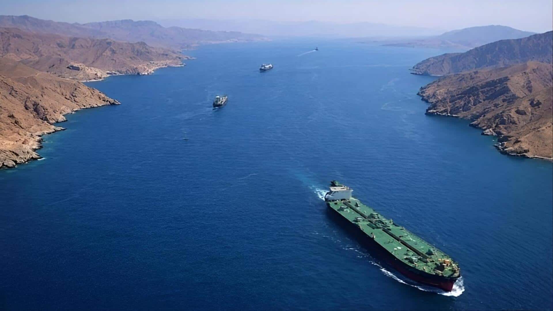 Strait of Hormuz: హర్మూజ్ జలసంధి తెరిచే ఉంది.. 1,000కుపైగా నౌకలకు అమెరికా భద్రత