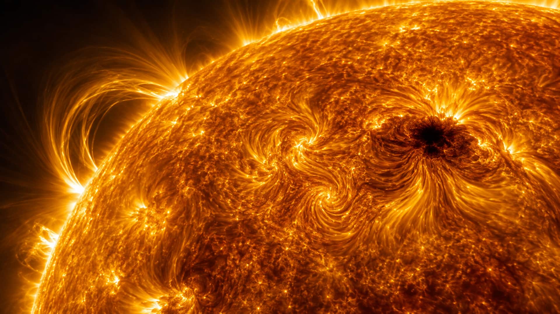 Solar Corona: సూర్యుడిపై కొత్త సుడిగుండాలు.. కరోనా వేడి రహస్యం చేధించిన శాస్త్రవేత్తలు