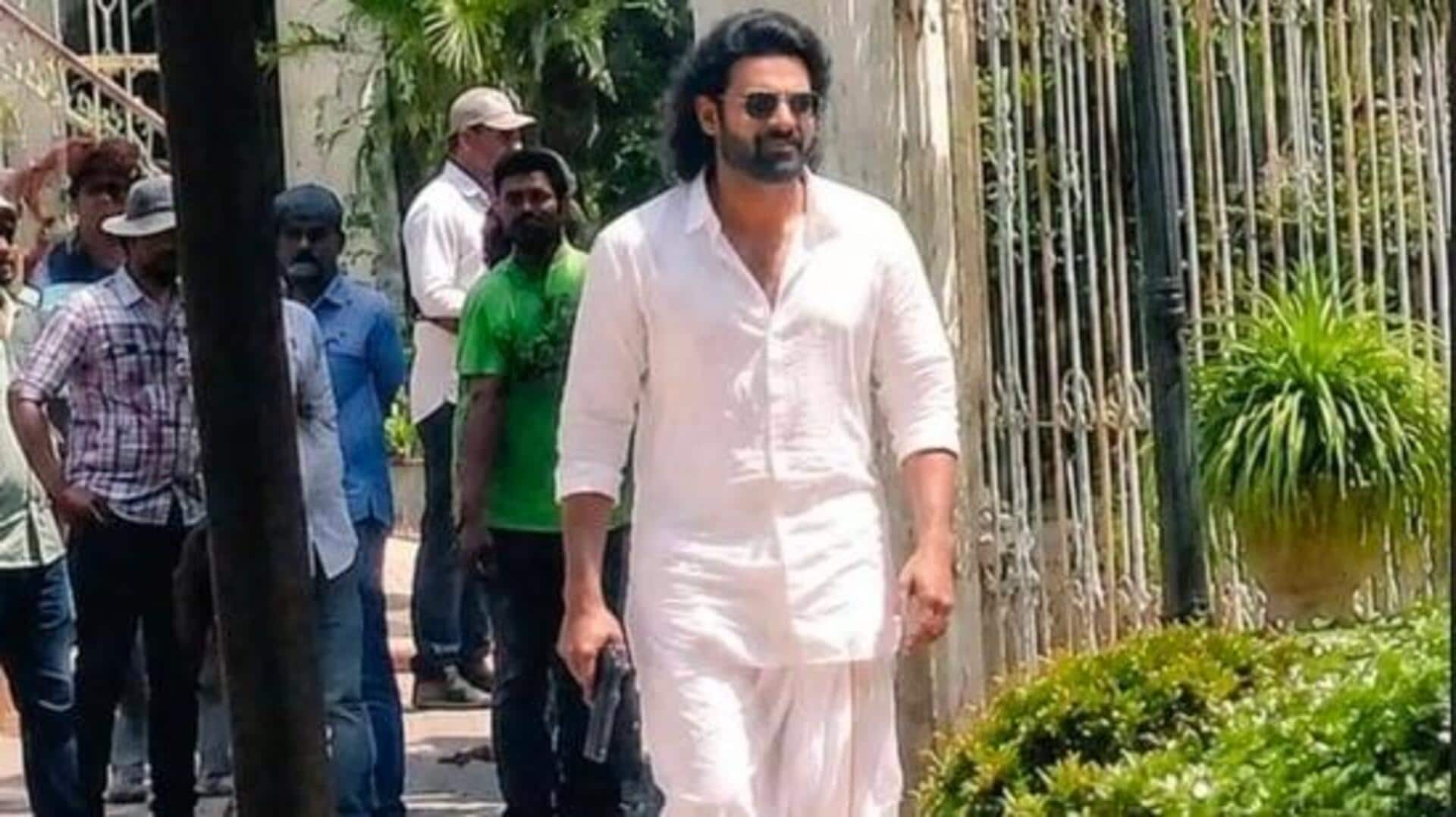 Prabhas Spirit: పంచెకట్టు, చేతిలో గన్‌తో ప్రభాస్ స్టైలిష్ లుక్.. 'స్పిరిట్' ఫోటో లీక్
