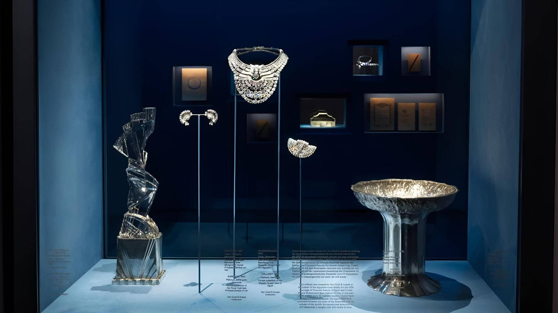 Vienna museum: వియన్నా మ్యూజియంలో భారీ దోపిడీ.. రూ.38 కోట్ల వజ్రాల హారం చోరీ