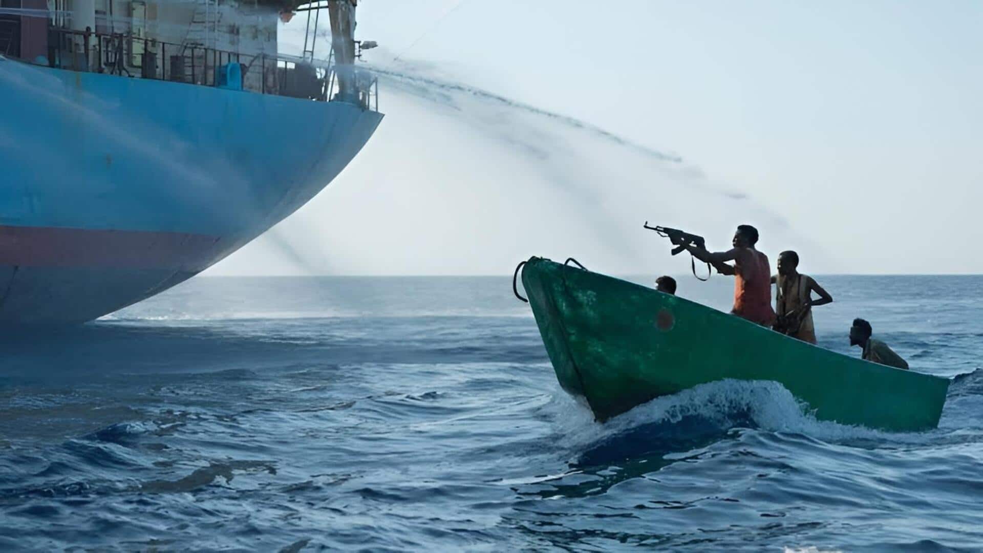 Yemen Coast: యెమెన్‌ తీరంలో వాణిజ్య ట్యాంకర్‌ హైజాక్‌.. సోమాలియా దొంగలపై అనుమానం