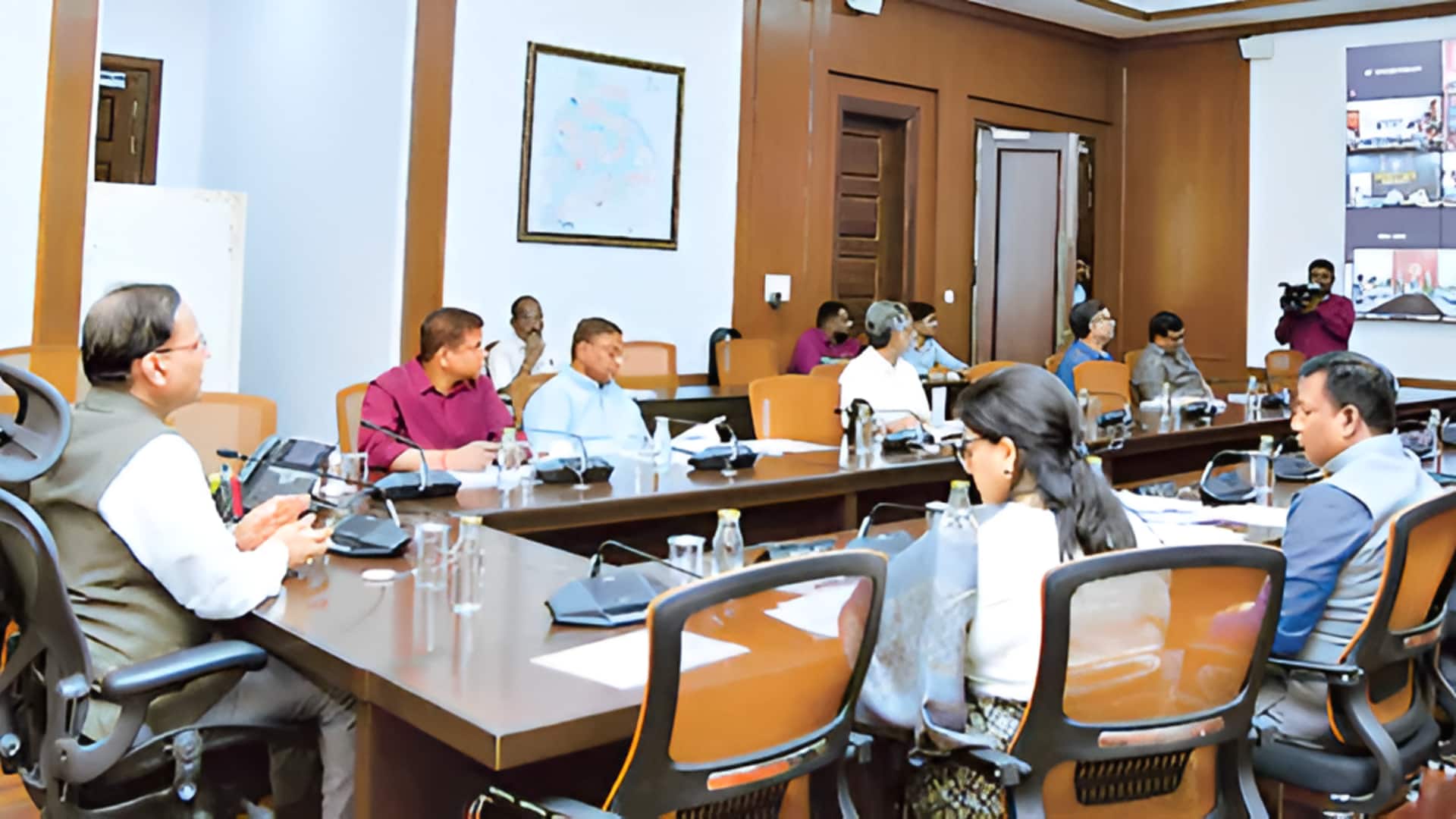 Telangana:పదో తరగతి పరీక్షలకు క్లోక్‌రూమ్‌లు.. పకడ్బందీ ఏర్పాట్లు