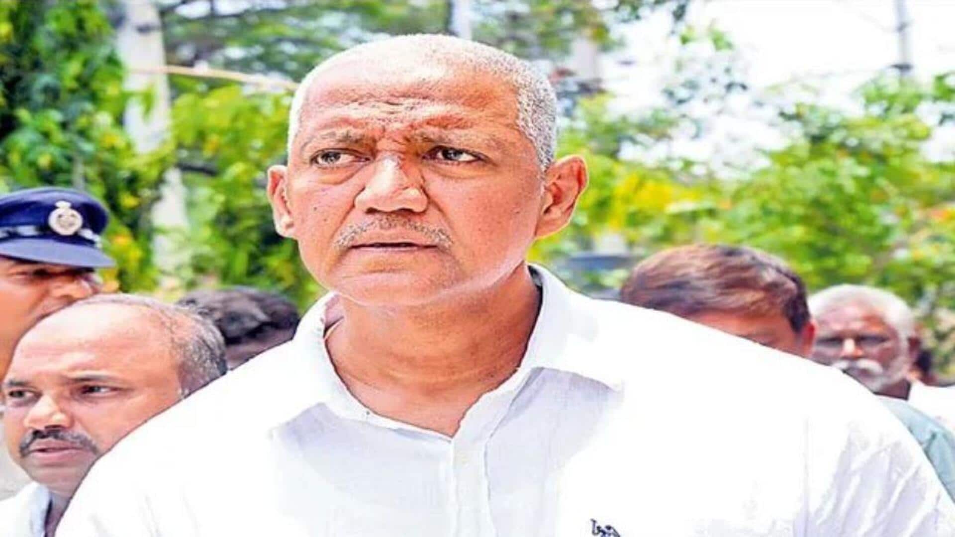 Vallabhaneni Vamsi: వల్లభనేని వంశీ మళ్లీ అస్వస్థత.. ఆందోళనలో కుటుంబ సభ్యులు Vallabhaneni Vamsi: వల్లభనేని వంశీ మళ్లీ అస్వస్థత.. ఆందోళనలో కుటుంబ సభ్యులు