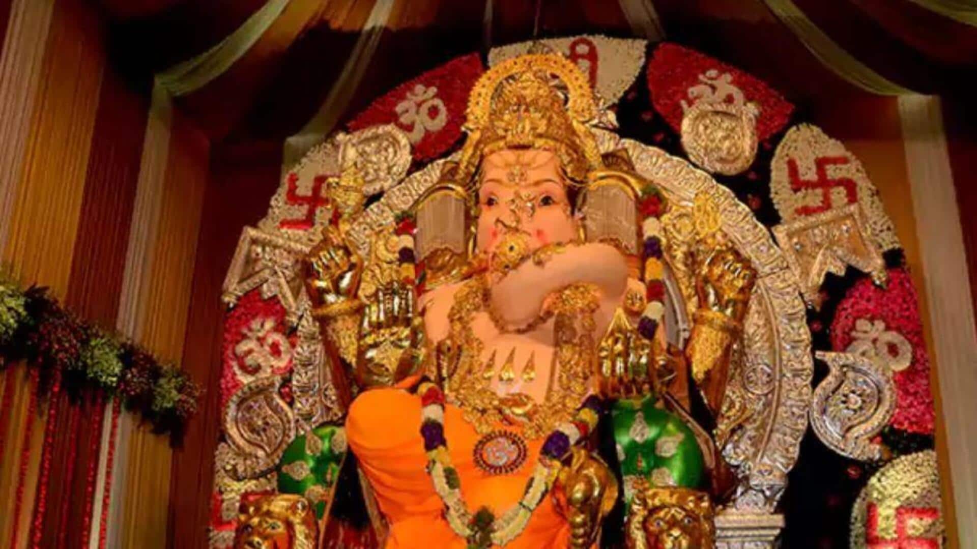 Richest Ganpati: సంపన్న వినాయకుడు.. రూ.474 కోట్ల ఇన్సూరెన్స్తో గణేశ్ మండపం Richest Ganpati: సంపన్న వినాయకుడు.. రూ.474 కోట్ల ఇన్సూరెన్స్తో గణేశ్ మండపం