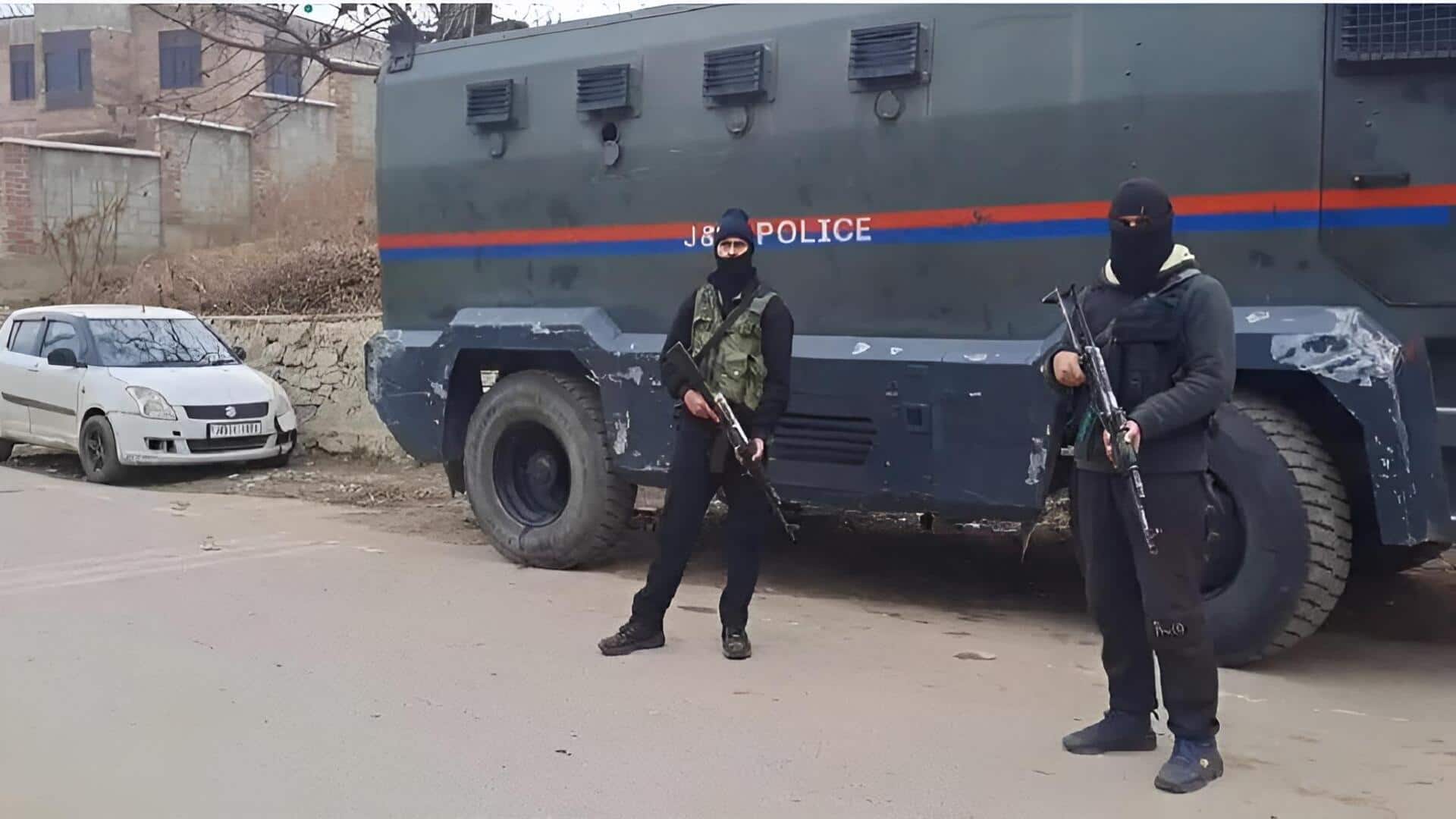 Jammu Kashmir: కాశ్మీర్‌లో హై అలర్ట్.. సీసీటీవీలో లష్కరే తోయిబా ఉగ్రవాది, పాక్ ఆపరేటివ్‌గా గుర్తింపు