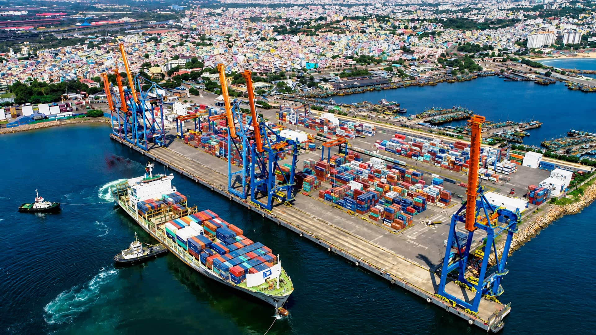 Visakhapatnam Port: దేశీయ సీఫుడ్ ఎగుమతుల్లో విశాఖ పోర్టు అగ్రస్థానం.. సగం ఇక్కడి నుంచే!