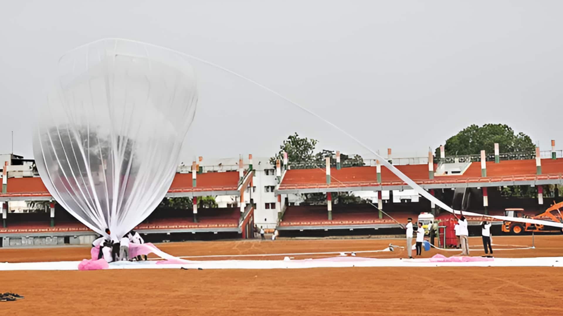 Vijayawada: విపత్తుల వేళ సమాచార వ్యవస్థకు కొత్త భరోసా.. ఉపగ్రహాలకు ప్రత్యామ్నాయంగా సూపర్‌ ప్రెజర్‌ బెలూన్లు