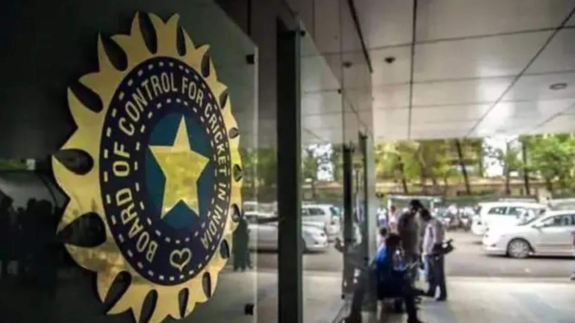 BCCI: సంపదలో బీసీసీఐ రికార్డు.. ఐదు సంవత్సరాల్లో మూడు రెట్లు పెరిగిన ఖాతా BCCI: సంపదలో బీసీసీఐ రికార్డు.. ఐదు సంవత్సరాల్లో మూడు రెట్లు పెరిగిన ఖాతా