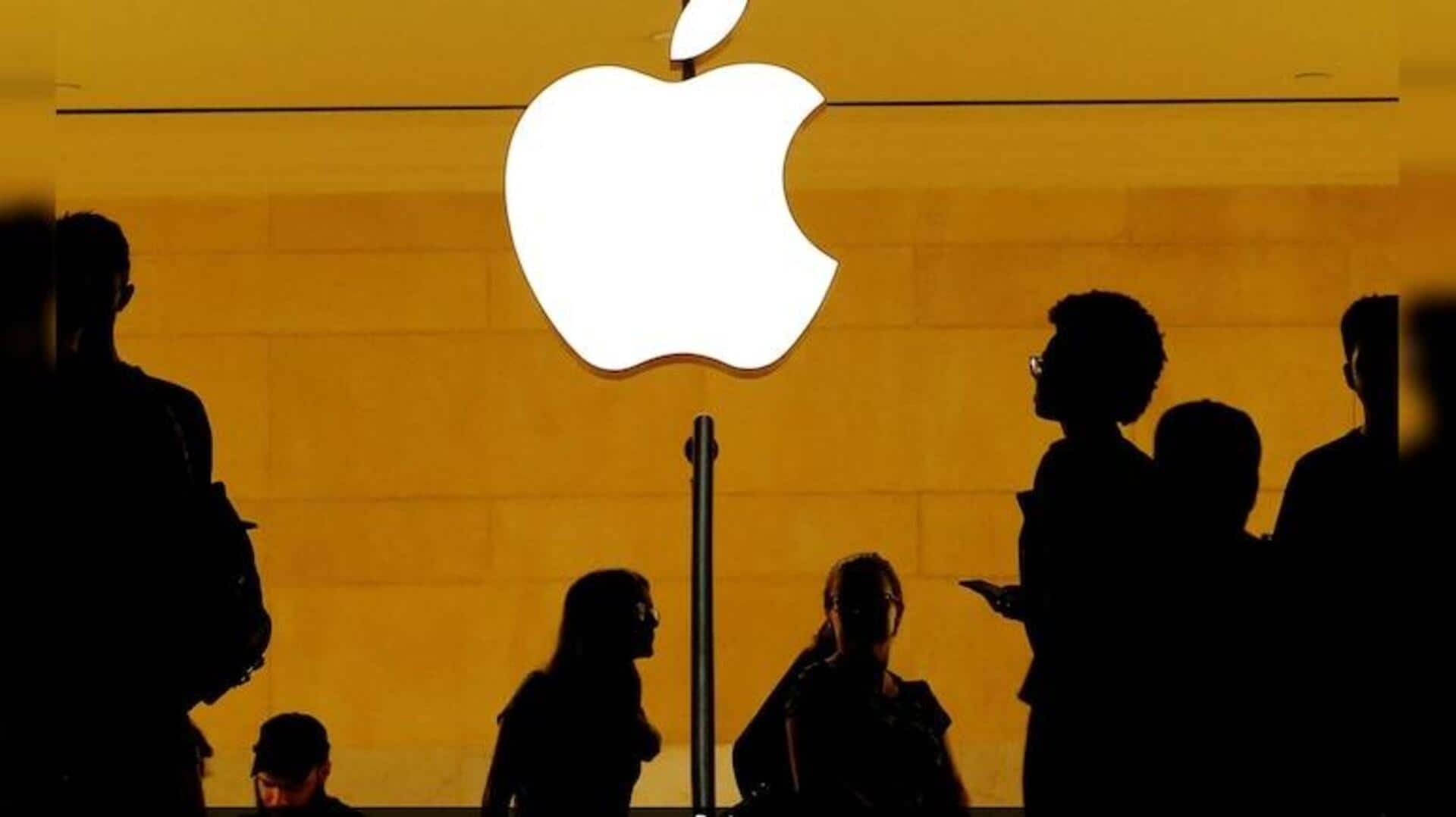 Apple: టెక్‌ కంపెనీ ఆపిల్ పై ఉద్యోగి దావా.. ఉద్యోగుల వ్యక్తిగత సమాచారాన్ని ఆ సంస్థ తెలుసుకొంటోందని ఆరోపణ 