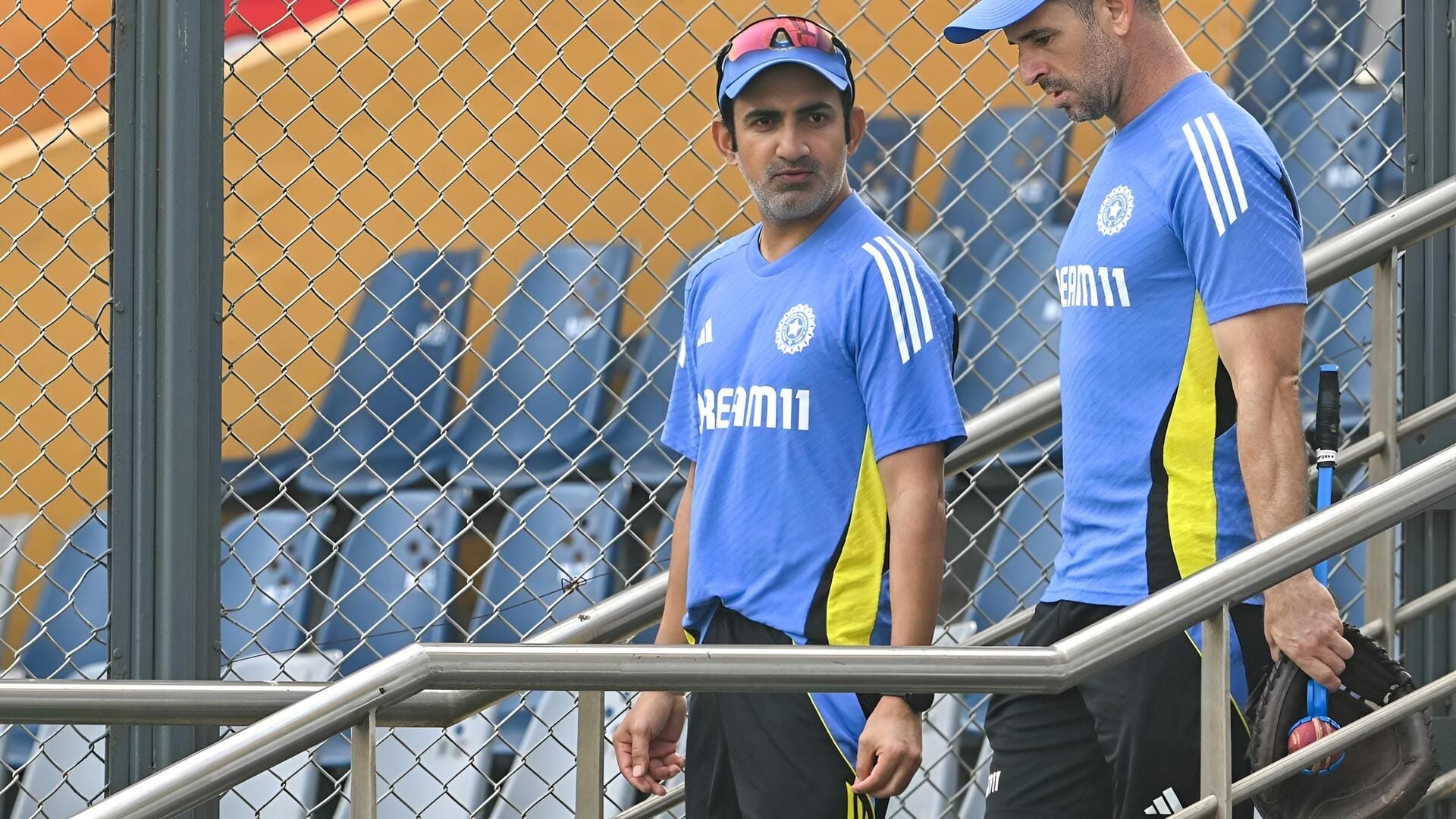 Ryan ten Doeschate: టీమిండియా కోచింగ్‌ స్టాఫ్‌లో మార్పులు?.. ర్యాన్‌ టెన్‌ డస్కటే వైదొలగనున్నారా?