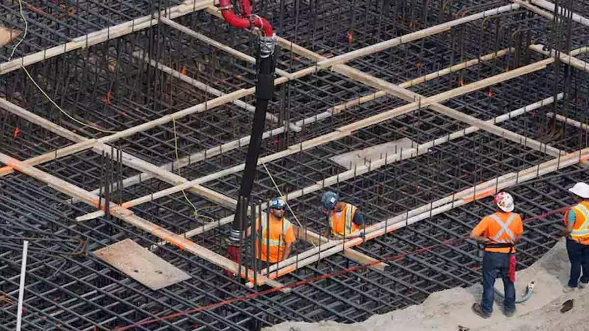 Indian Workers: విదేశాల్లో రోజుకు 20 మందికిపైగా భారతీయ కార్మికుల మృతి.. గల్ఫ్ దేశాల్లోనే అధికం: కేంద్రం