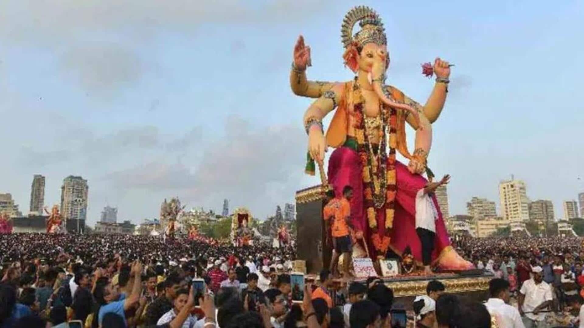 Hyderabad: రేపే హైదరాబాద్లో గణేష్ నిమజ్జనాలు.. ట్రాఫిక్ ఆంక్షలు ఇవే! Hyderabad: రేపే హైదరాబాద్లో గణేష్ నిమజ్జనాలు.. ట్రాఫిక్ ఆంక్షలు ఇవే!