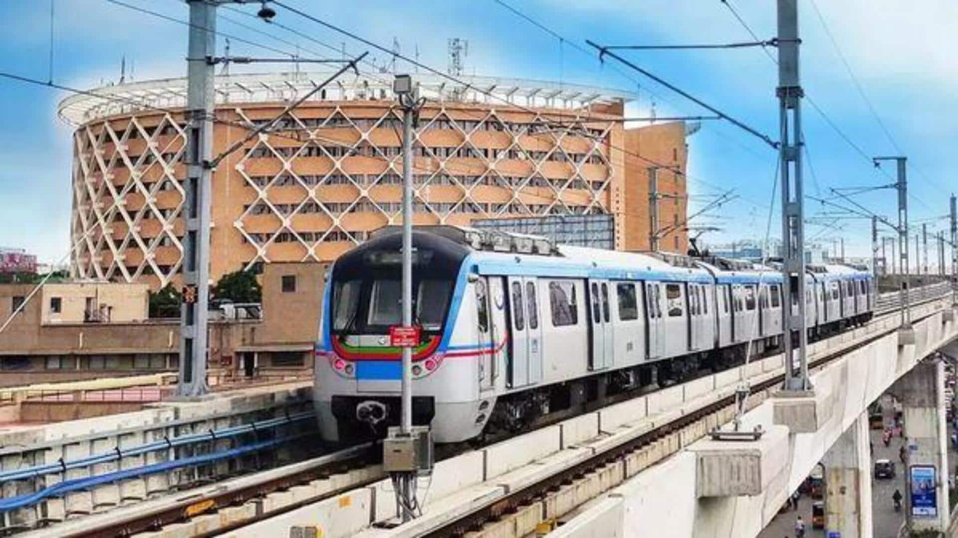 Hyderabad Metro: హైదరాబాద్ మెట్రోలో టికెట్లపై 10% రాయితీ నేటి నుంచే Hyderabad Metro: హైదరాబాద్ మెట్రోలో టికెట్లపై 10% రాయితీ నేటి నుంచే