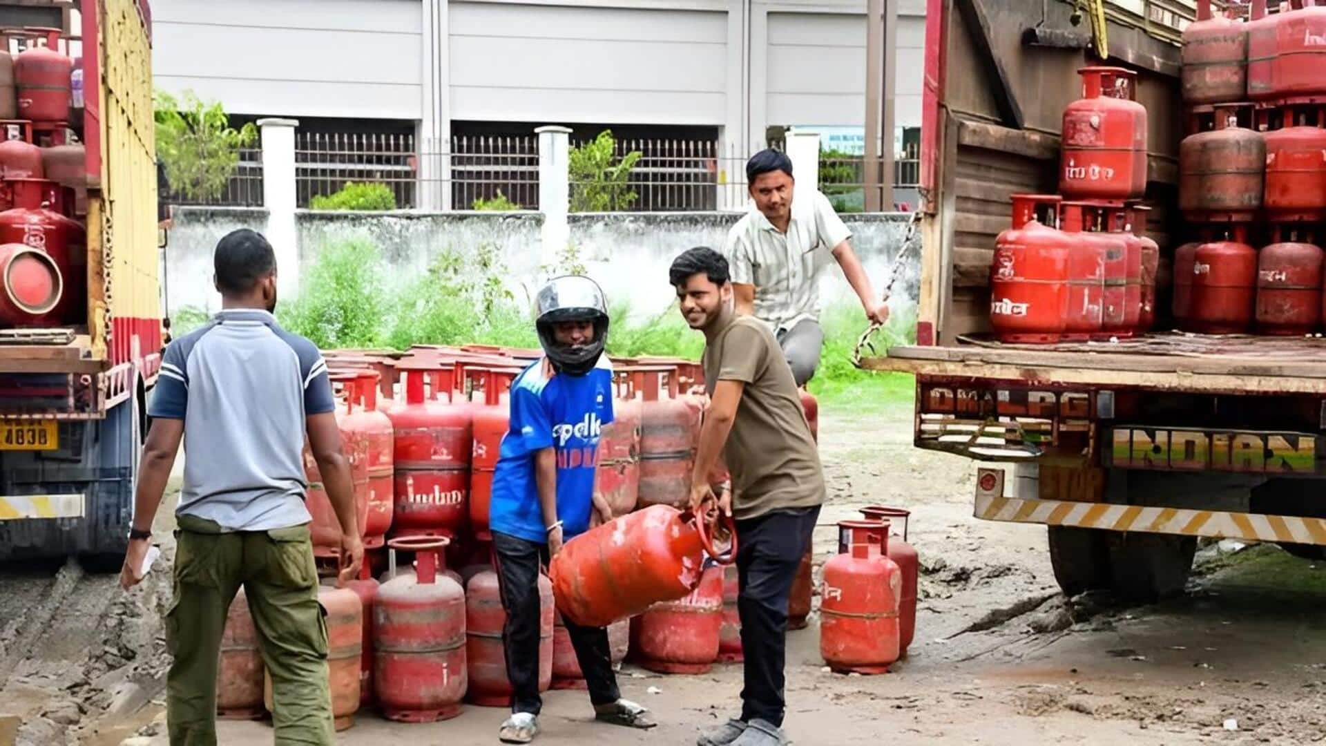 LPG Customers: గ్యాస్‌ వినియోగదారులకు గుడ్‌న్యూస్‌.. ఇక గ్రామాల్లోనూ 25 రోజులకే సిలిండర్‌ బుకింగ్