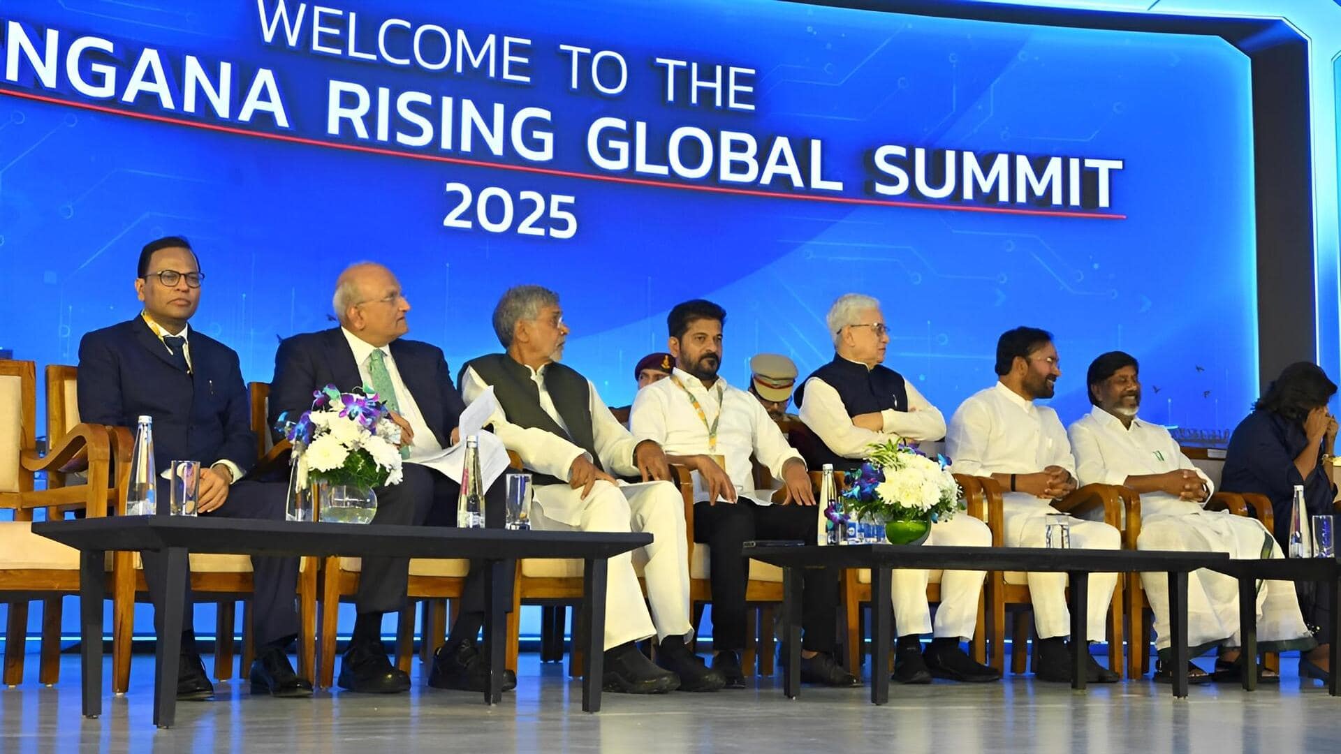 Telangana Rising Global Summit: తొలి రోజు రూ.3,97,500 కోట్లు పెట్టుబడులు.. ప్రభుత్వంతో పలు కంపెనీల ఎంఓయూలు