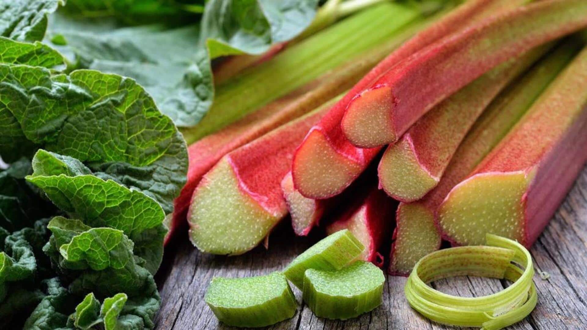 Rhubarb : రుబర్బ్ అంటే మీకు ఇష్టమా? అయితే ఈ డెజర్ట్ రెసిపీలు మీకోసమే..
