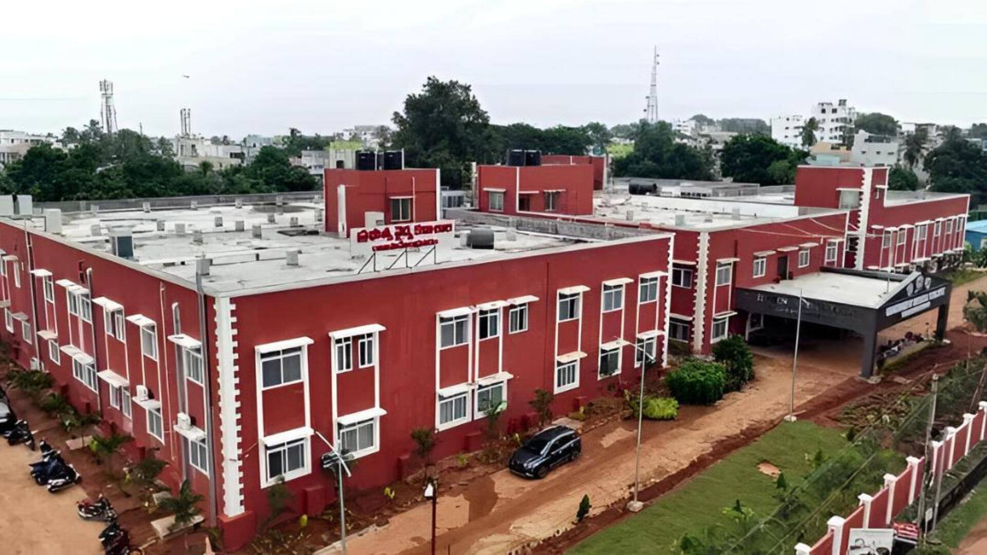 Piduguralla: పిడుగురాళ్ల వైద్యకళాశాలకు 837 కొత్త పోస్టులు మంజూరు