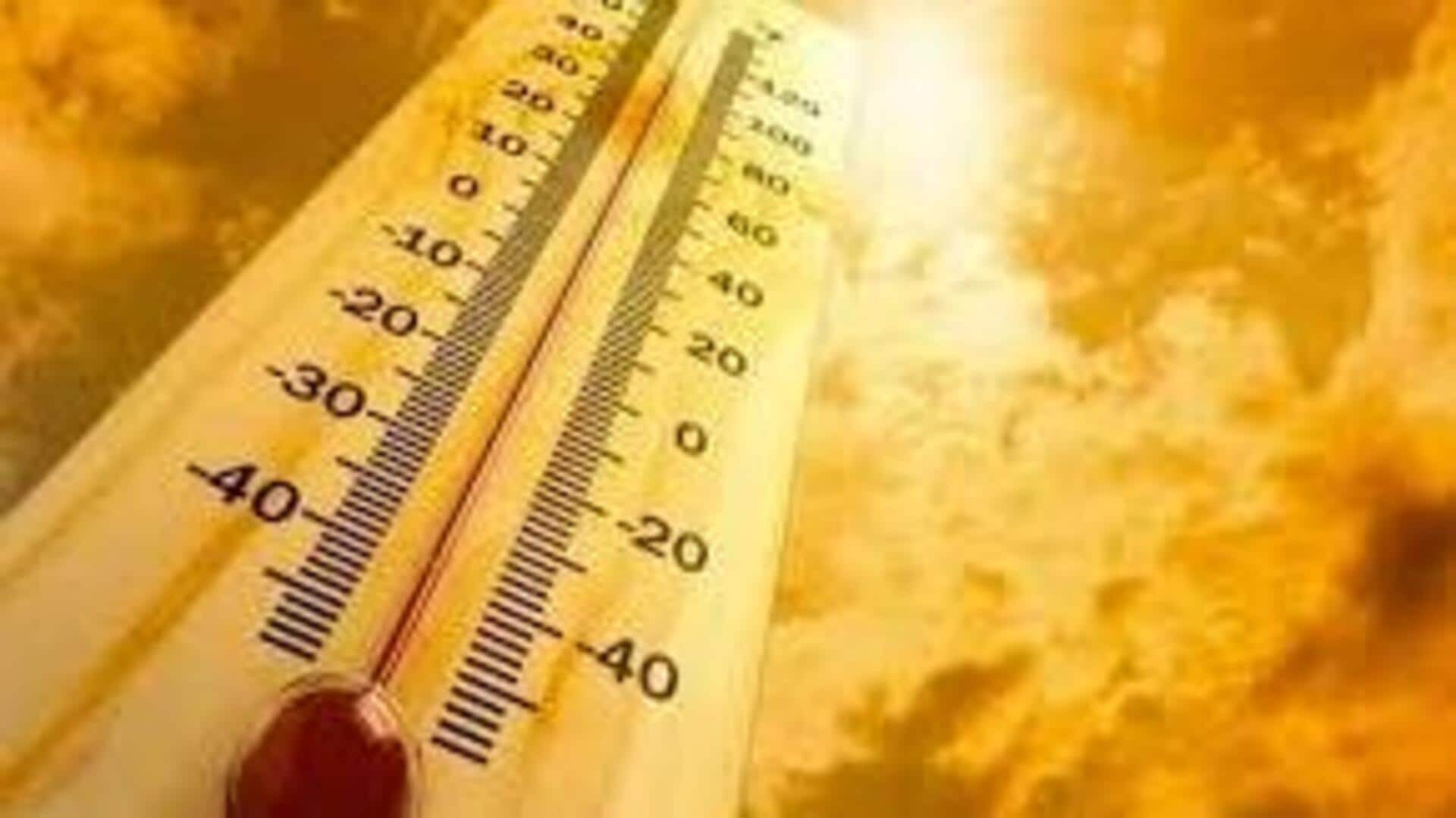 southwest monsoon: నైరుతి వేళ వేసవిని తలపిస్తున్న ఎండలు.. పల్నాడు జిల్లాలో 40.5 డిగ్రీలు.. southwest monsoon: నైరుతి వేళ వేసవిని తలపిస్తున్న ఎండలు.. పల్నాడు జిల్లాలో 40.5 డిగ్రీలు..
