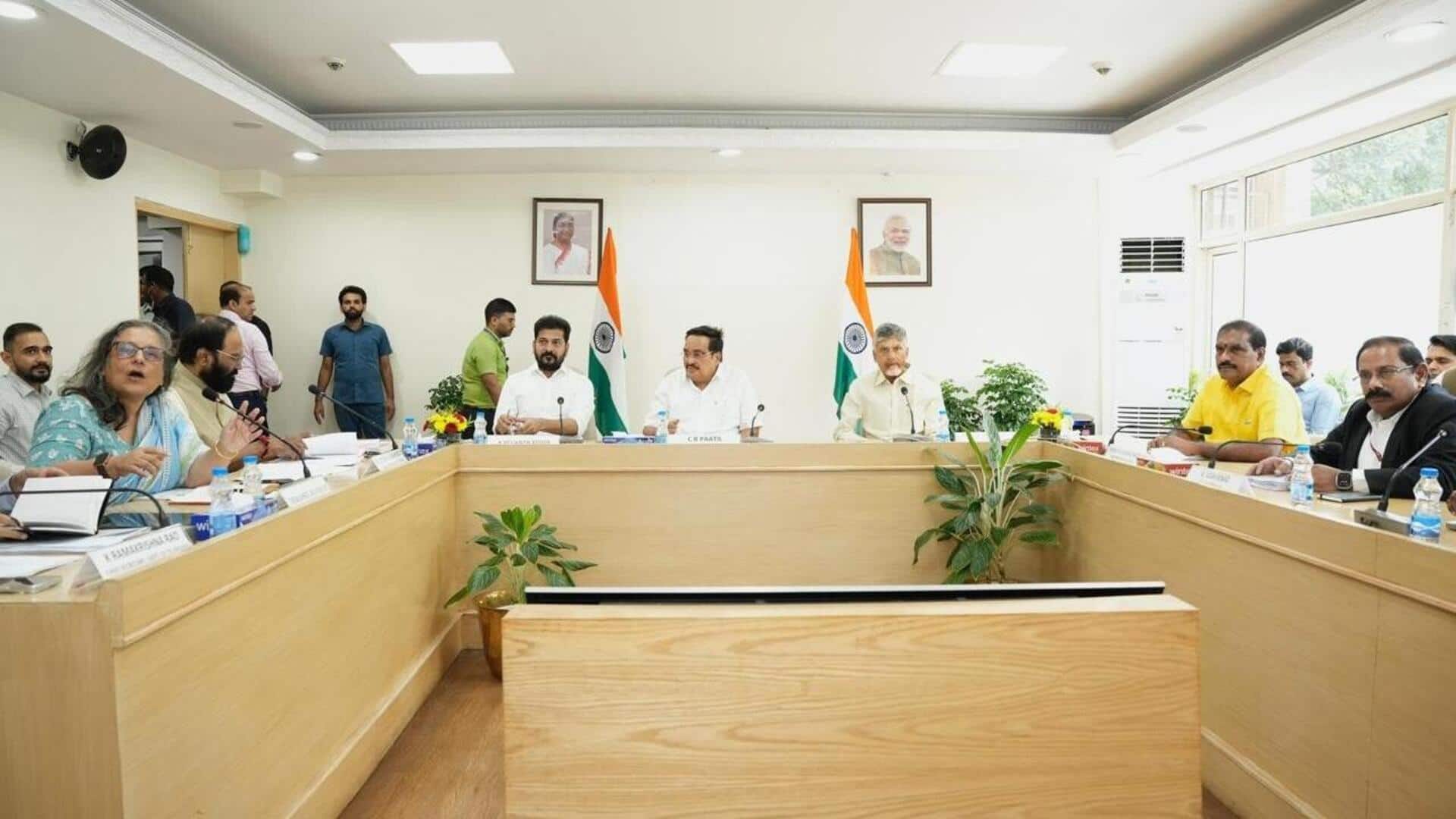 Water disputes: జల వివాదాలపై కమిటీ.. రెండు రాష్ట్రాలతో పాటు కేంద్ర అధికారులకూ భాగస్వామ్యం Water disputes: జల వివాదాలపై కమిటీ.. రెండు రాష్ట్రాలతో పాటు కేంద్ర అధికారులకూ భాగస్వామ్యం
