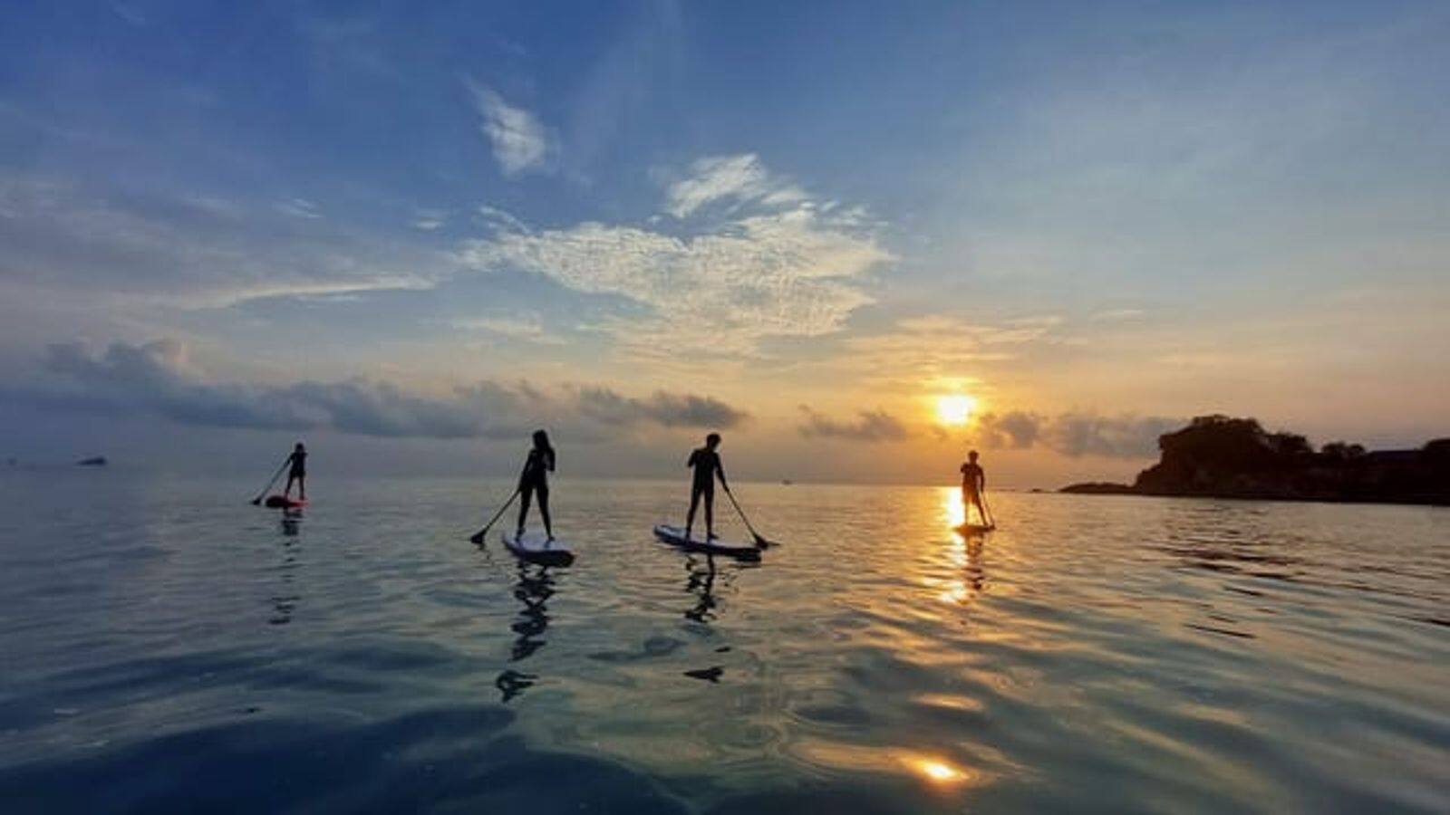 โยคะพายเรือในไทยเพื่อความสมดุล
